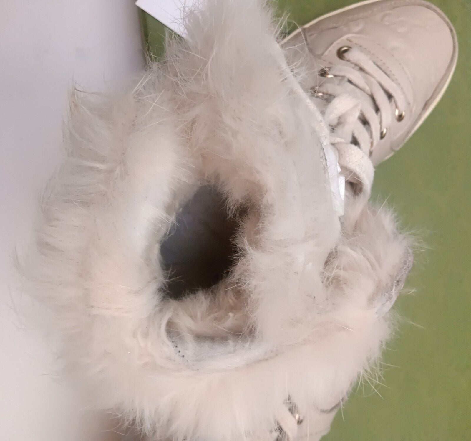 Gucci – Sneakers "Coda" Alte Pelle Guccissima Bordi in Pelliccia