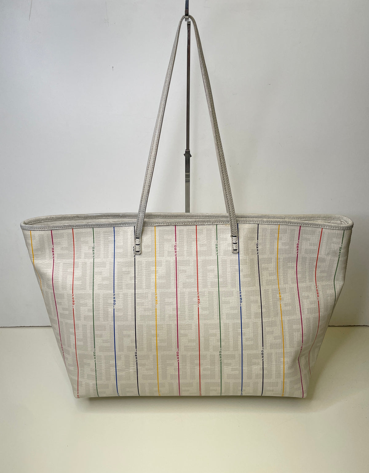 Fendi – Roll Tote FF Zucca Bianca con Righe Multicolore