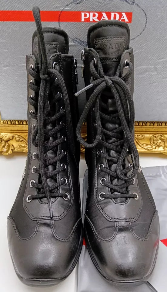 Prada – Stivaletti Sneakers Nappa e Gabardine Tech Nere Full Set