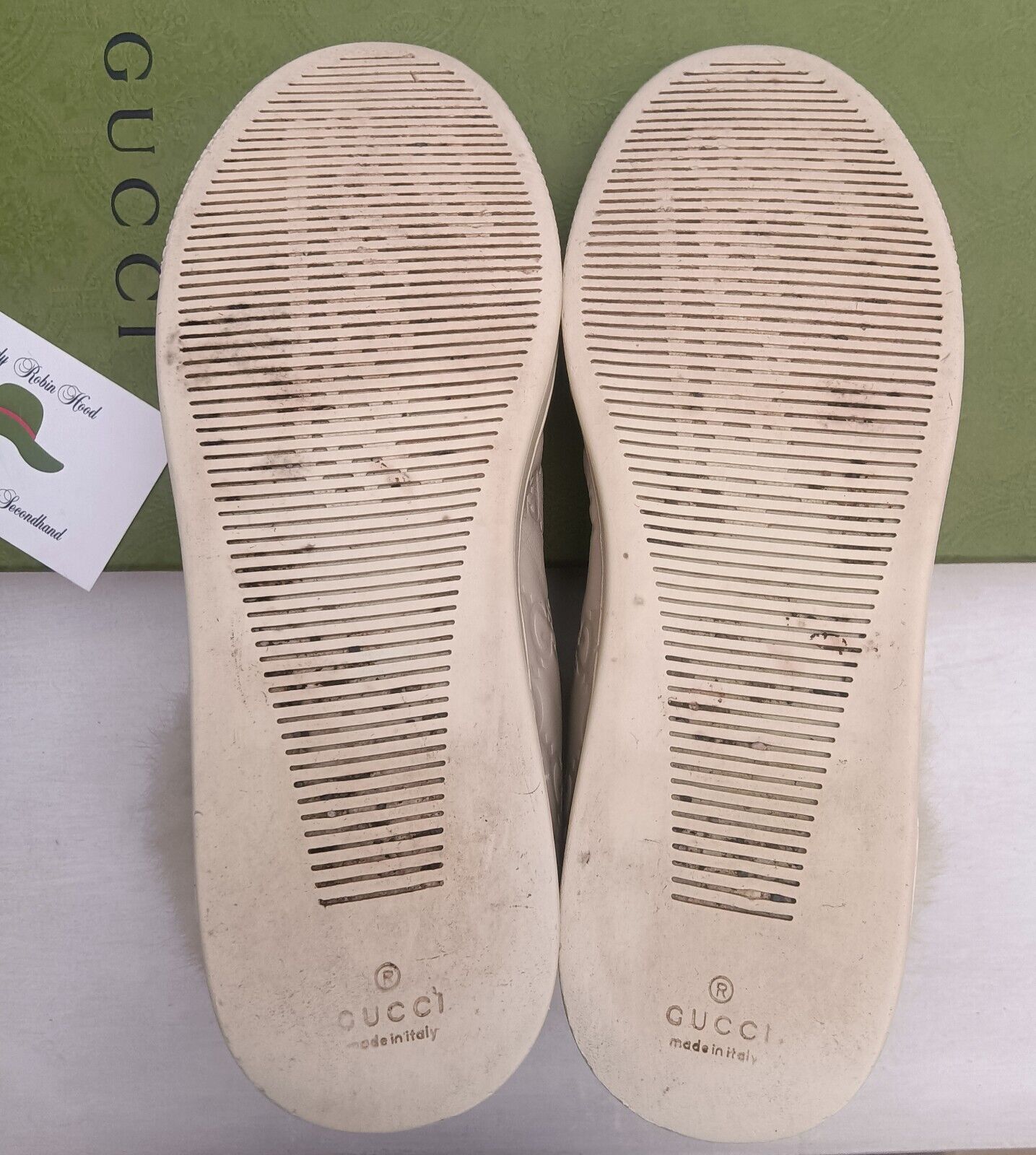 Gucci – Sneakers "Coda" Alte Pelle Guccissima Bordi in Pelliccia