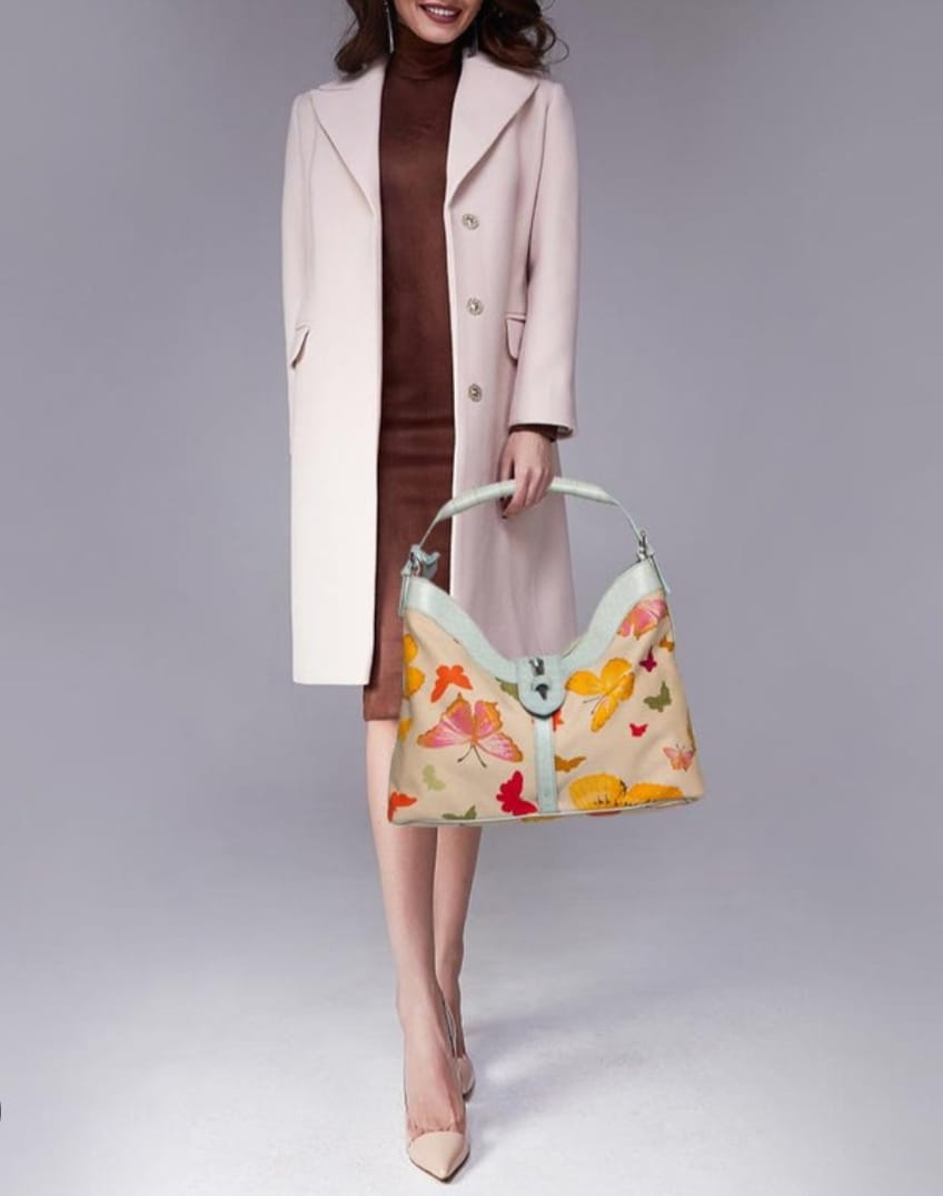Valentino Garavani – Borsa Hobo in canapa con farfalle e pelle cocco azzurra