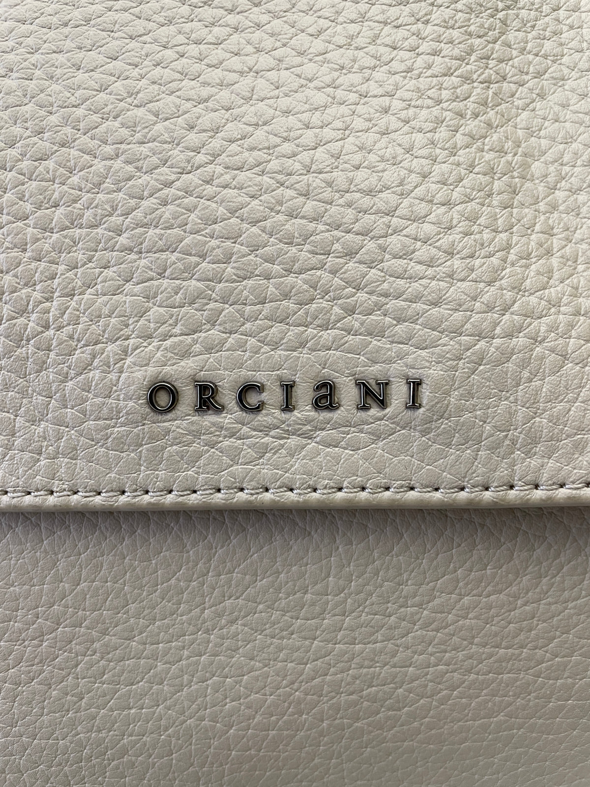 Orciani - Sveva Media Pelle Martellata Panna