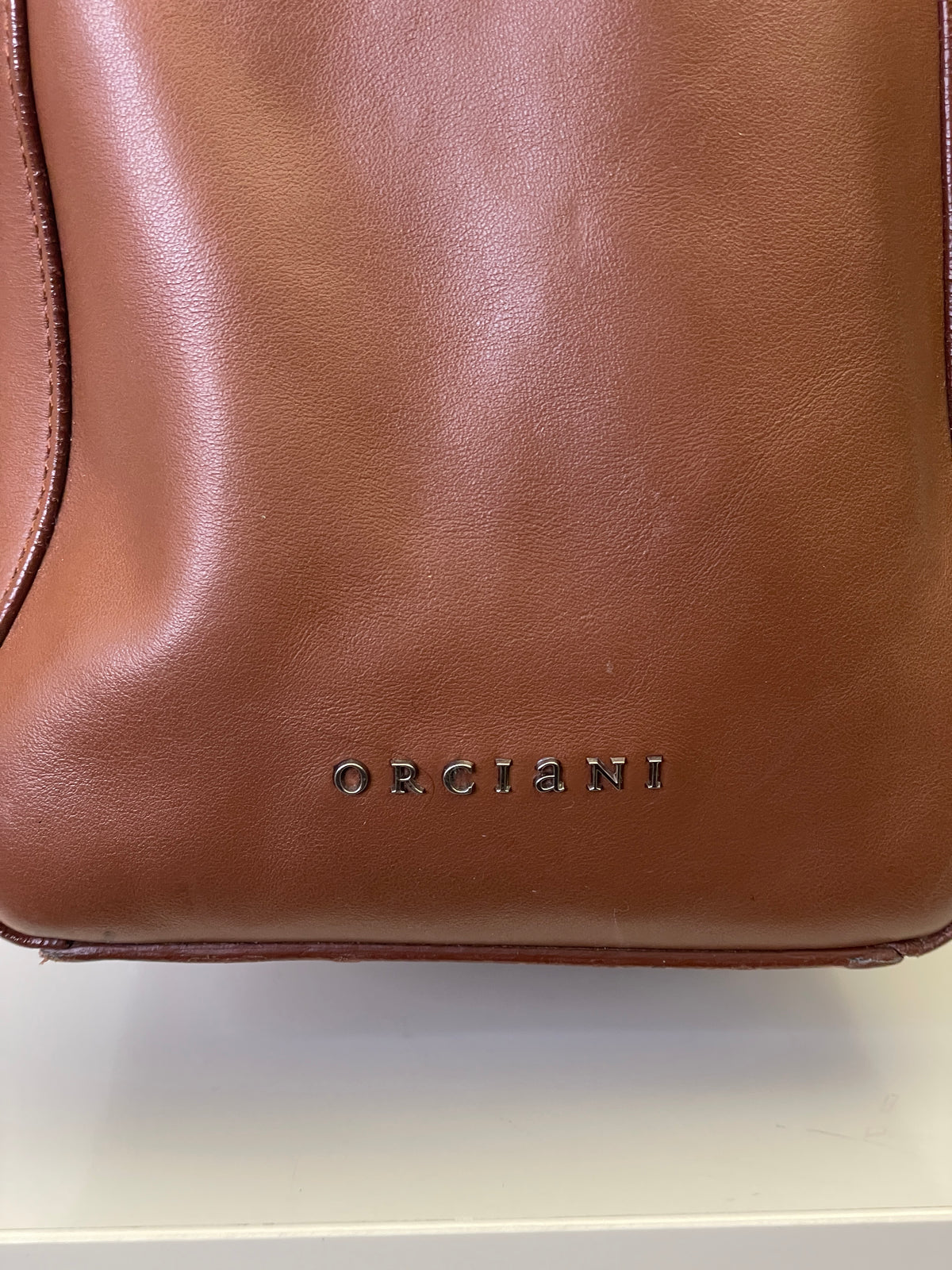 Orciani - Sveva Grande Pelle Liscia Cognac con borchiette