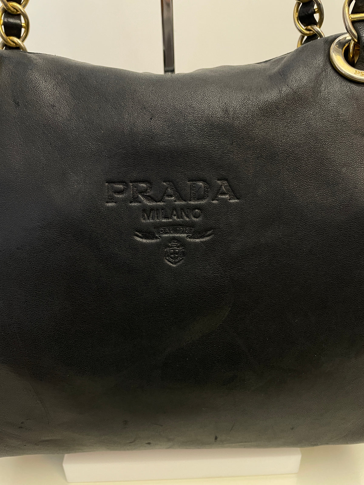 Prada - Borsa A Spalla Logo Impresso Vintage In Pelle E Nylon Blu Scuro Con Tracolla Con Catene
