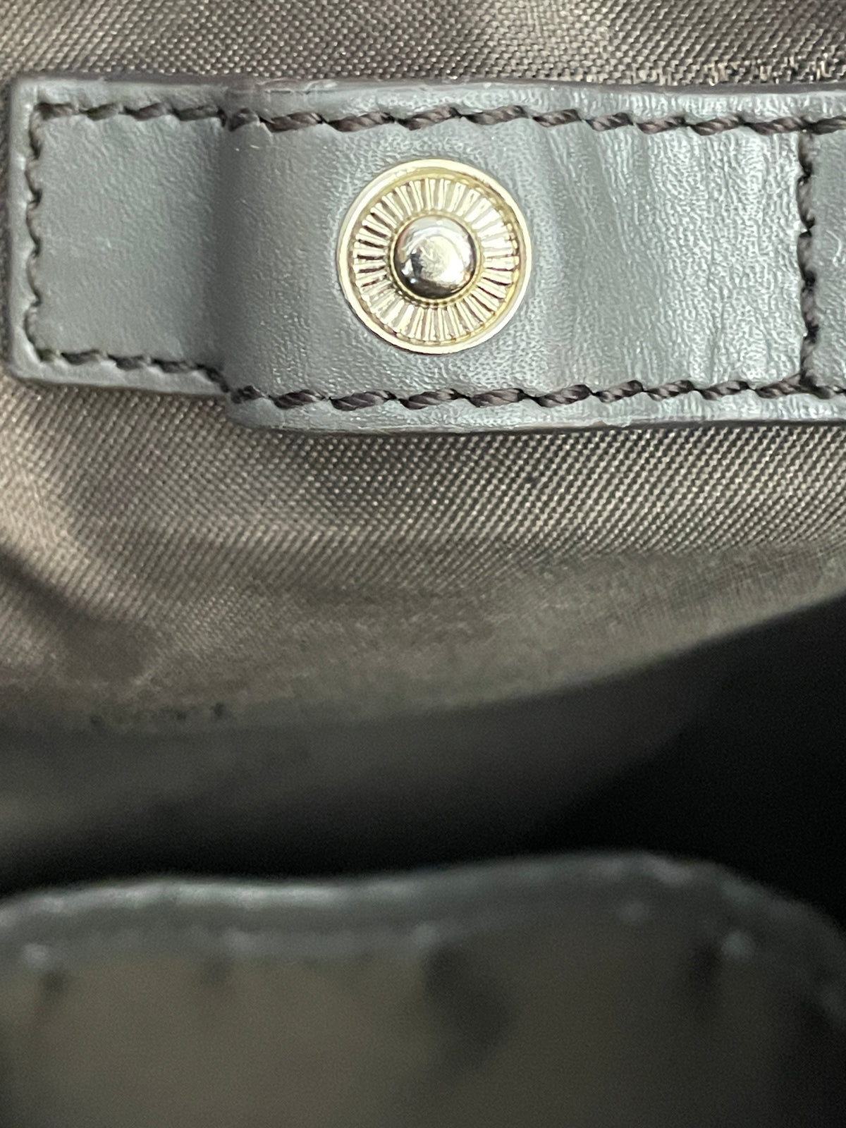 Tod's - Secchiello In Pelle Grigio Scuro