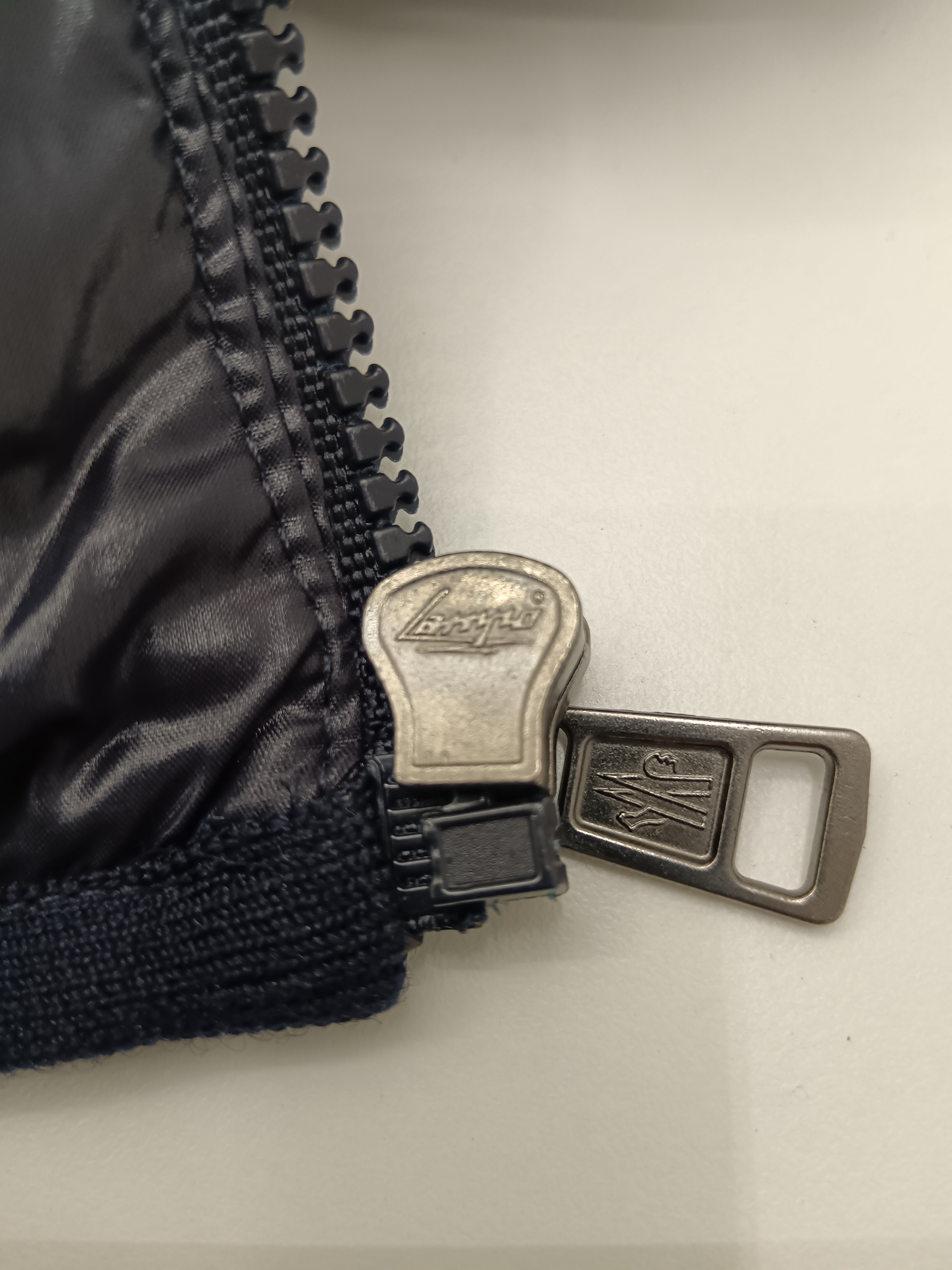 Moncler – Piumino Giubbotto Nylon Blu Bambini 9-12 Mesi