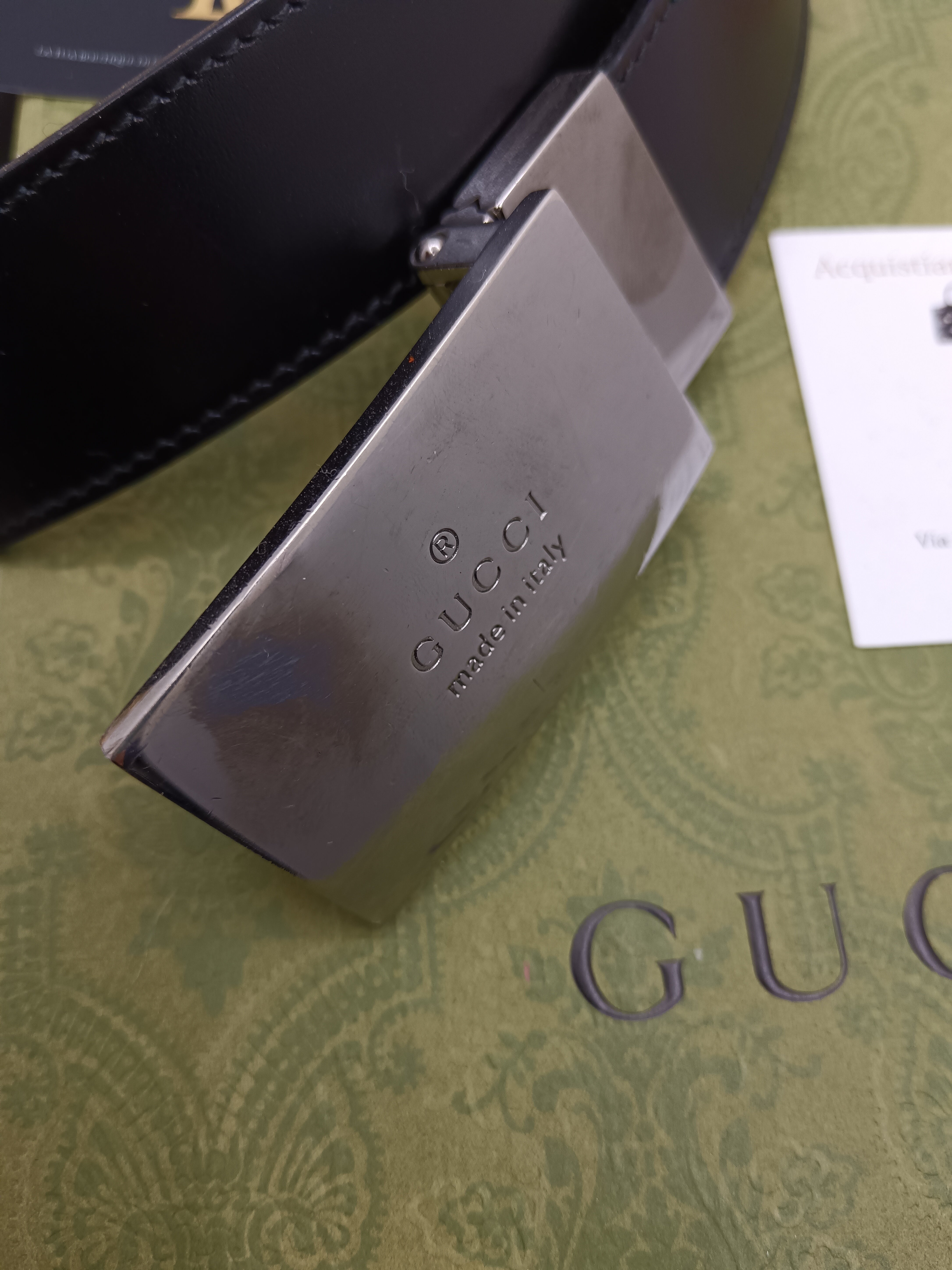 Gucci – Cintura Pelle Nera con Fibbia Logo Argento Unisex