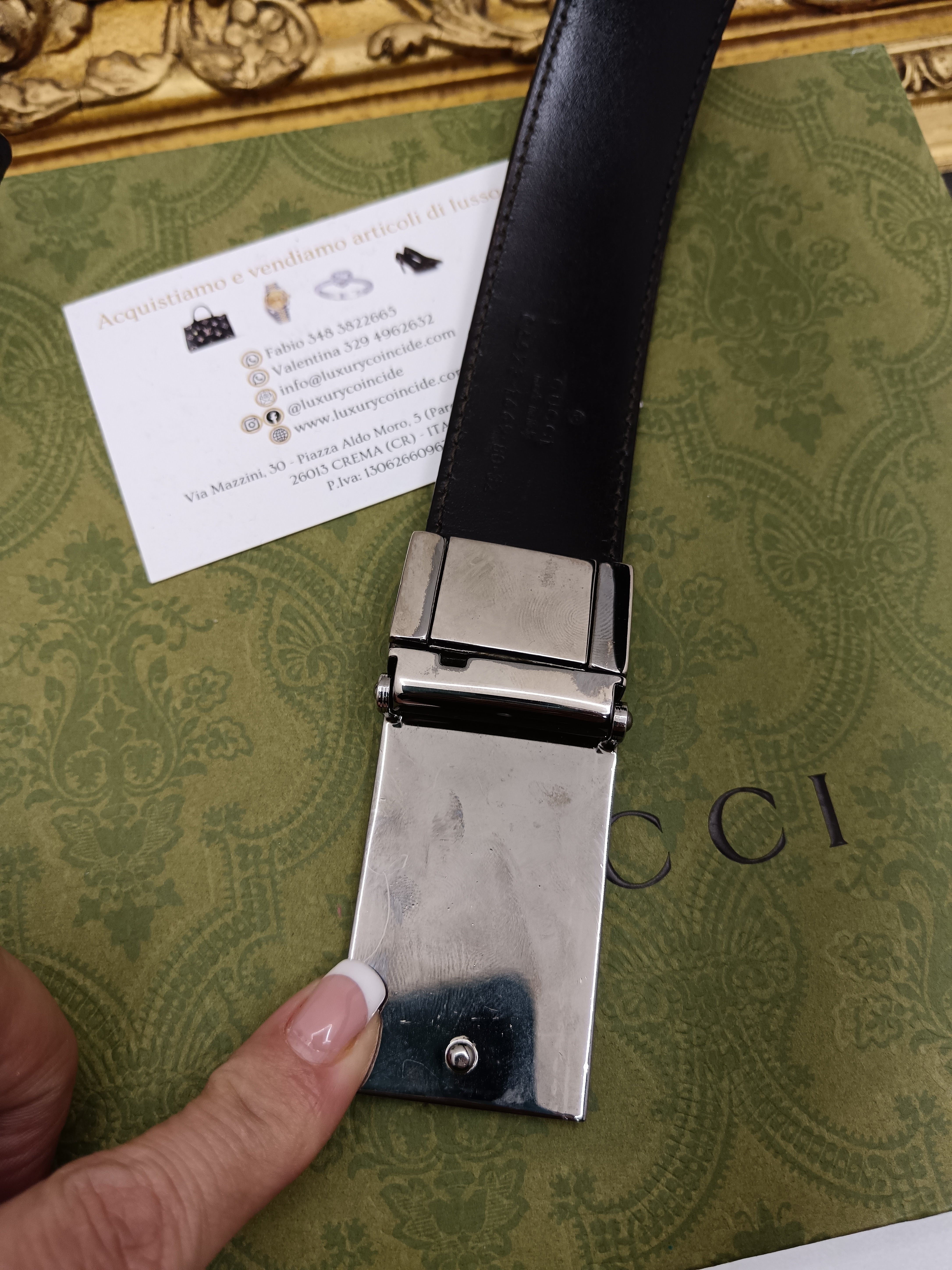 Gucci – Cintura Pelle Nera con Fibbia Logo Argento Unisex