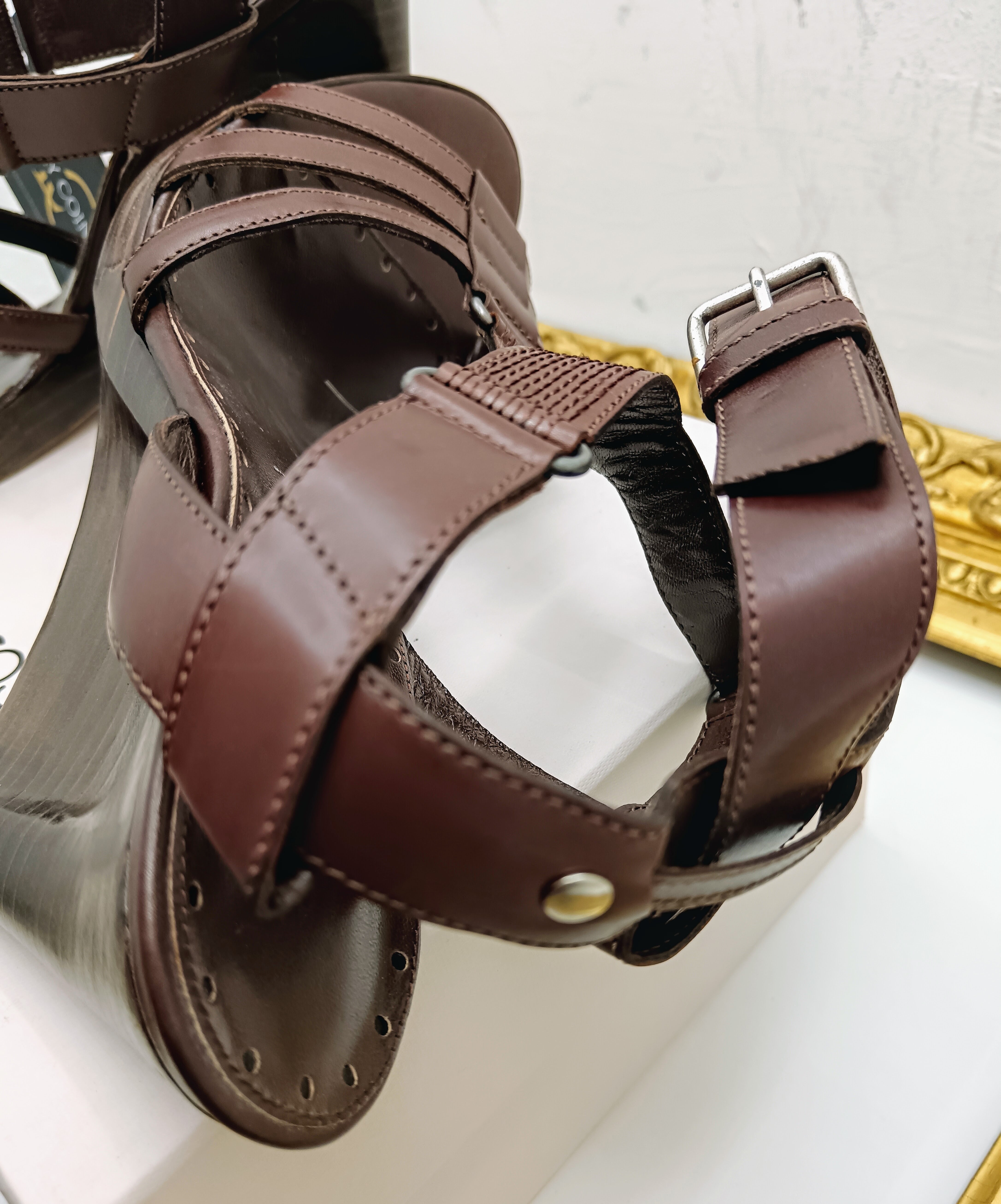Sergio Rossi – Sandali Donna Legno e Pelle Marrone Nuovi