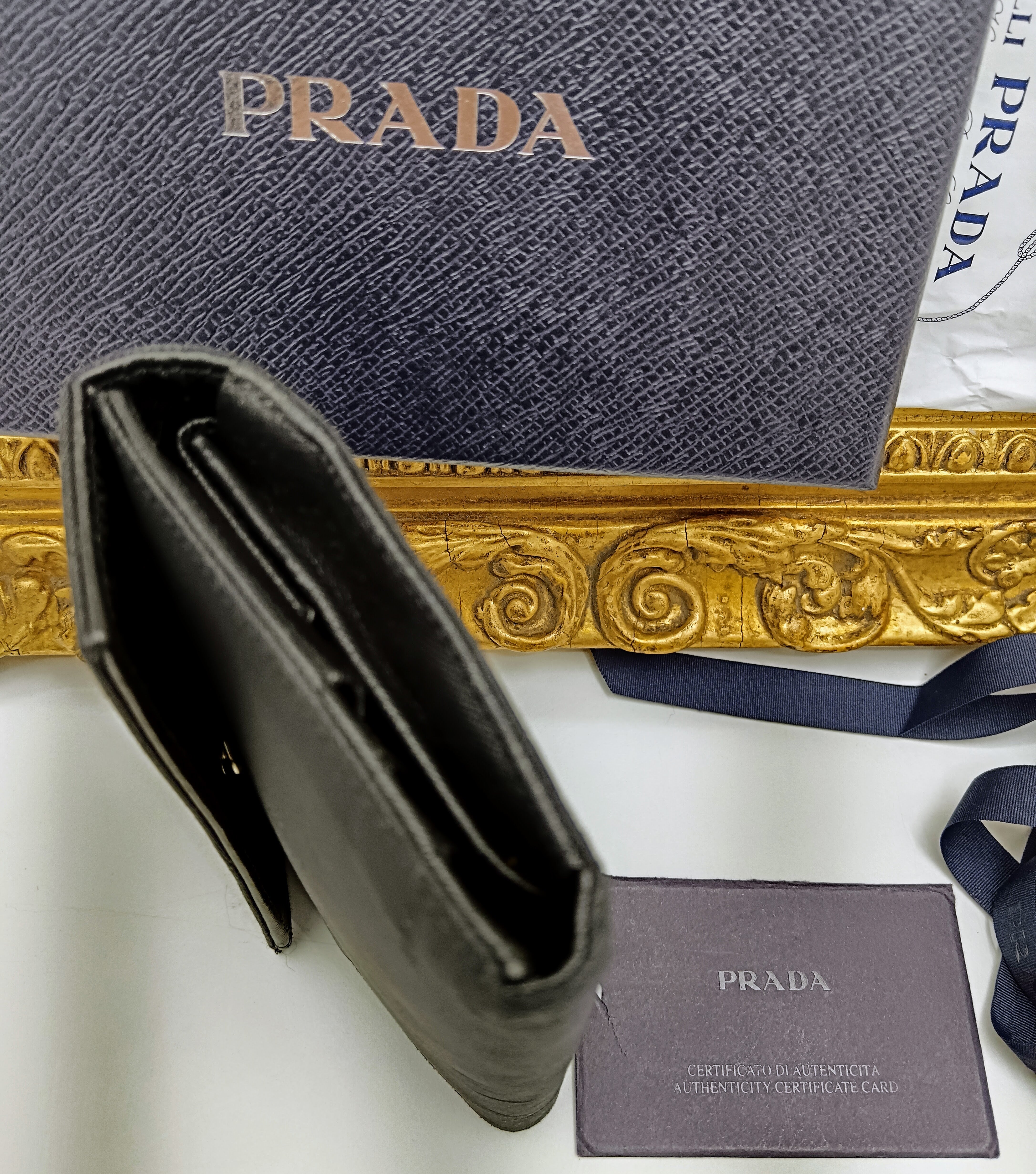 Prada – Portafoglio in nylon e pelle Saffiano nero Vintage