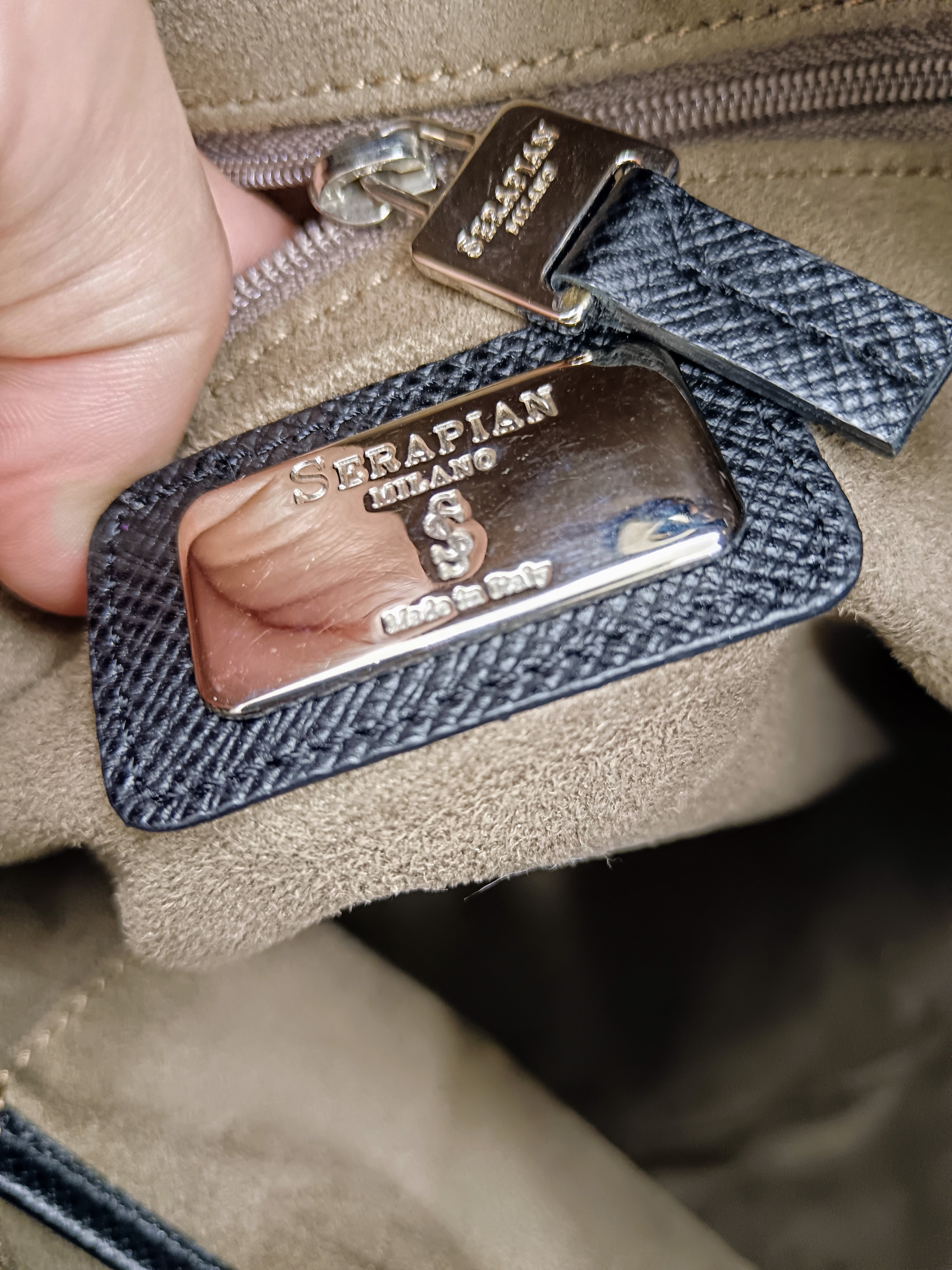 Serapian -Secchiello “Stephan” Borsa a spalla in canvas bianco e pelle nera