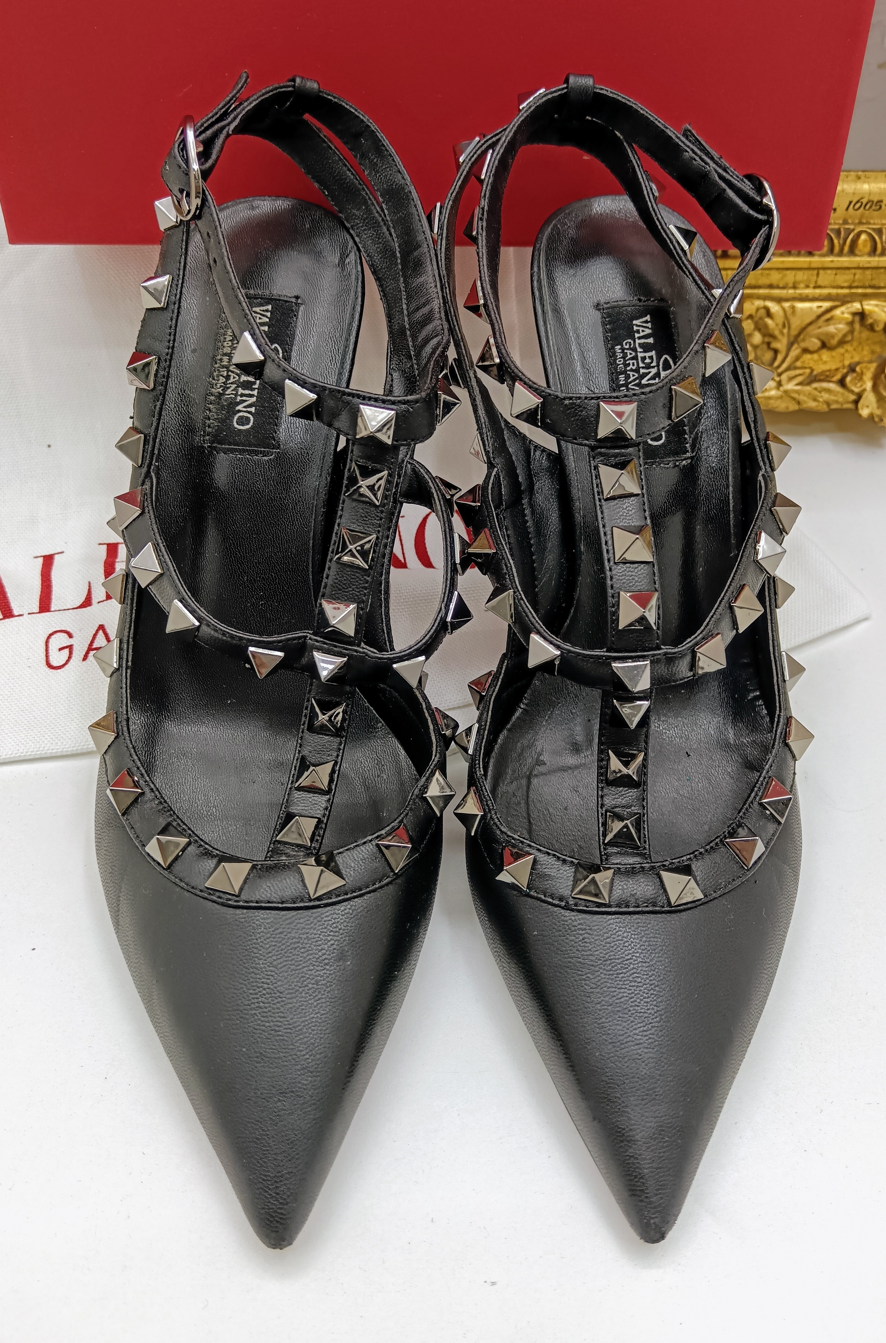 Valentino Garavani – Décolleté Rockstud in Pelle Nera