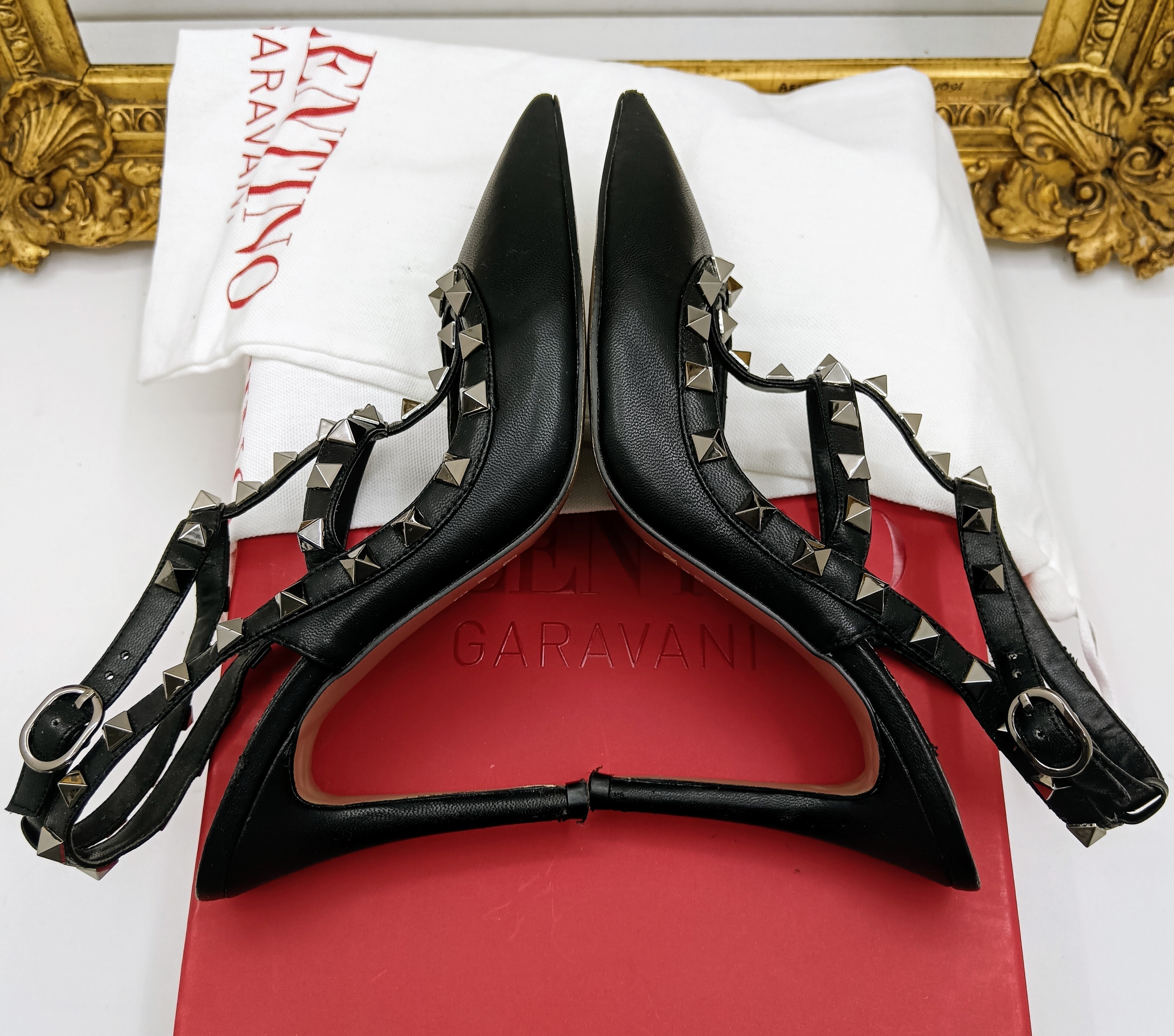 Valentino Garavani – Décolleté Rockstud in Pelle Nera