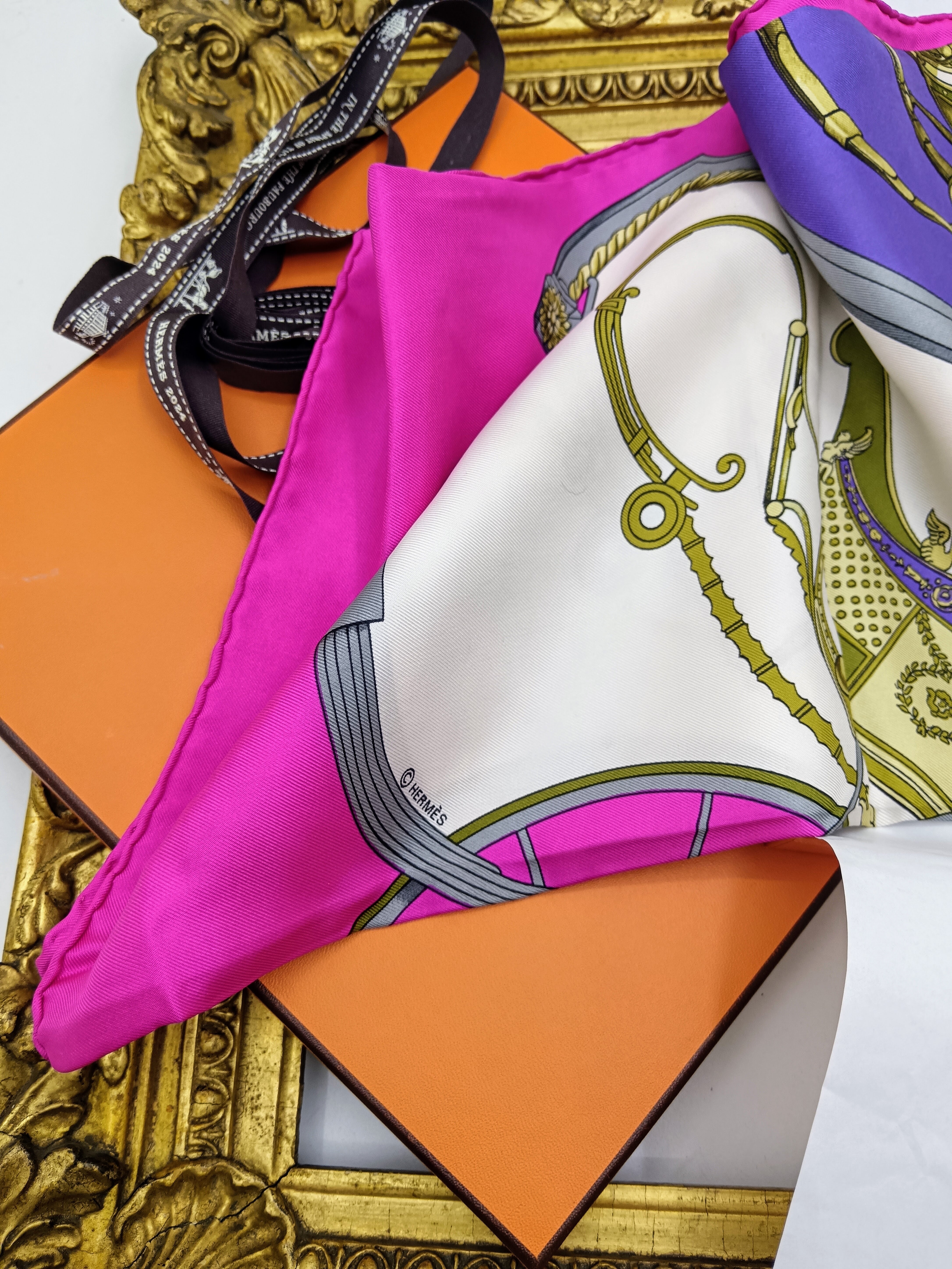 Hermès - Foulard Carré in Seta "Spring" Philippe Ledoux