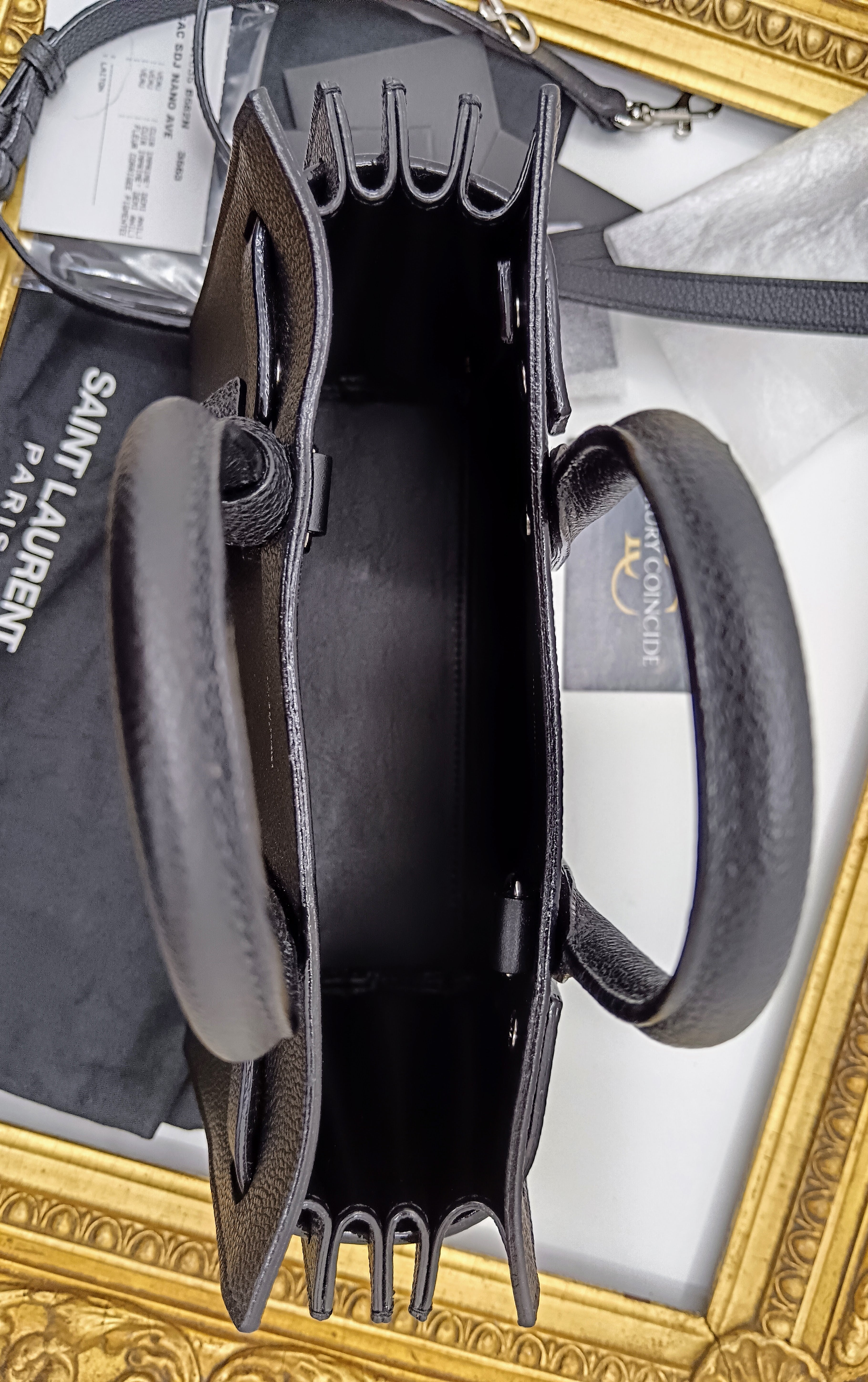 Saint Laurent – Sac de Jour Nano Tote Bag in Pelle Nera