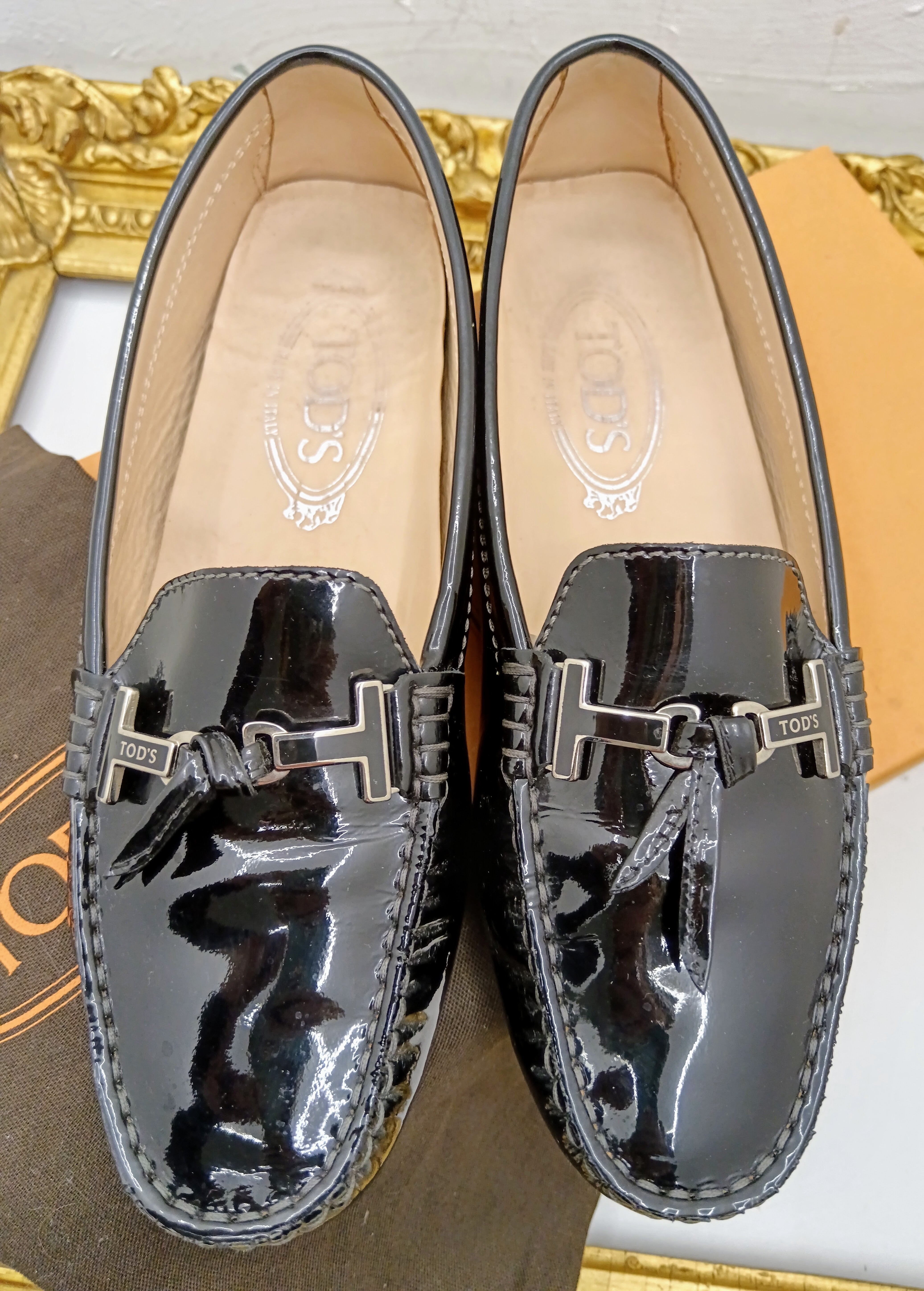 Tod’s – Mocassini “City” Gommino Vernice Nera