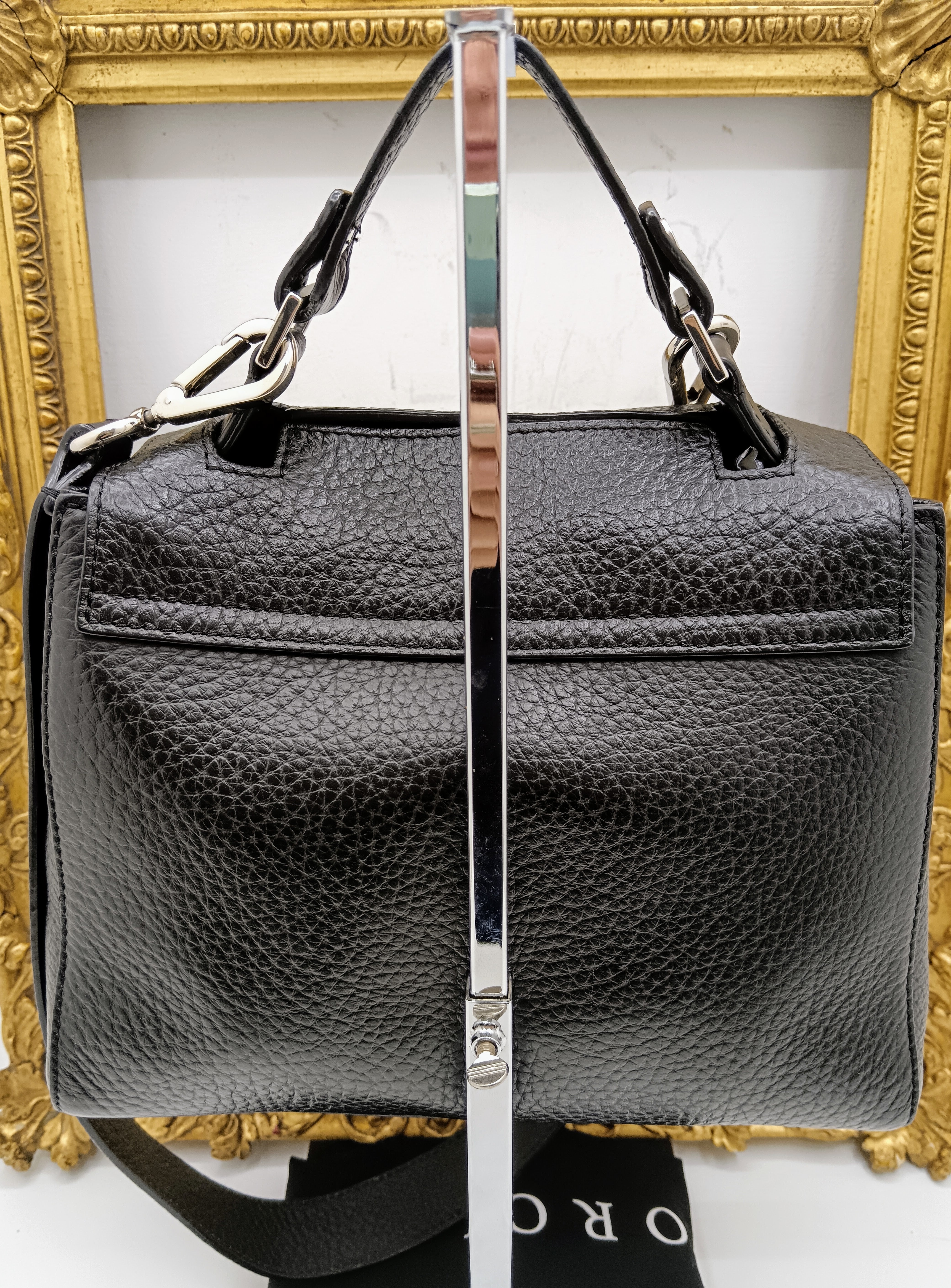 Orciani – Sveva Soft Media Tote Bag Pelle Martellata Nera con Tracolla