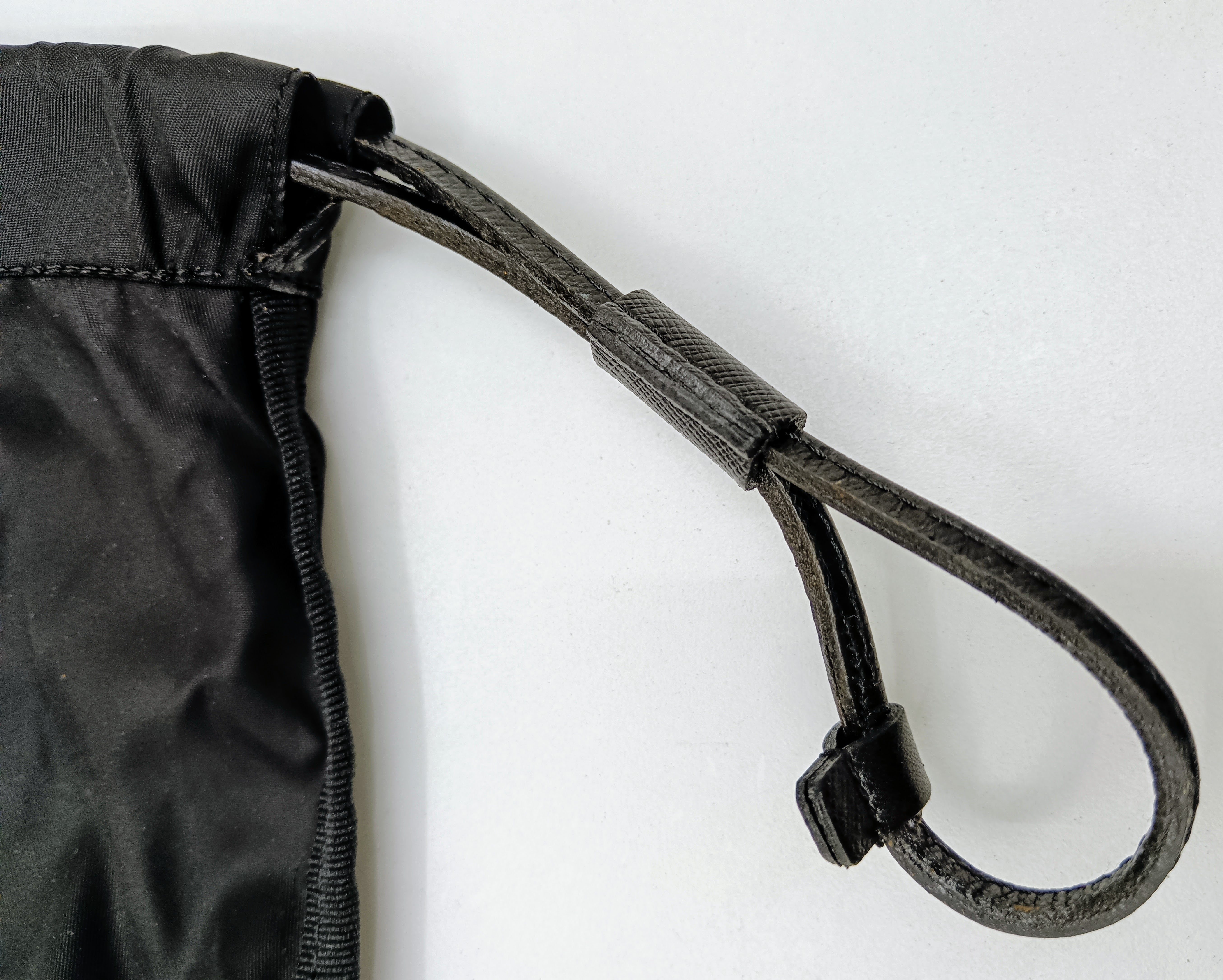 Prada – Sacca Porta Oggetti Pochette Trousse in Nylon Nero