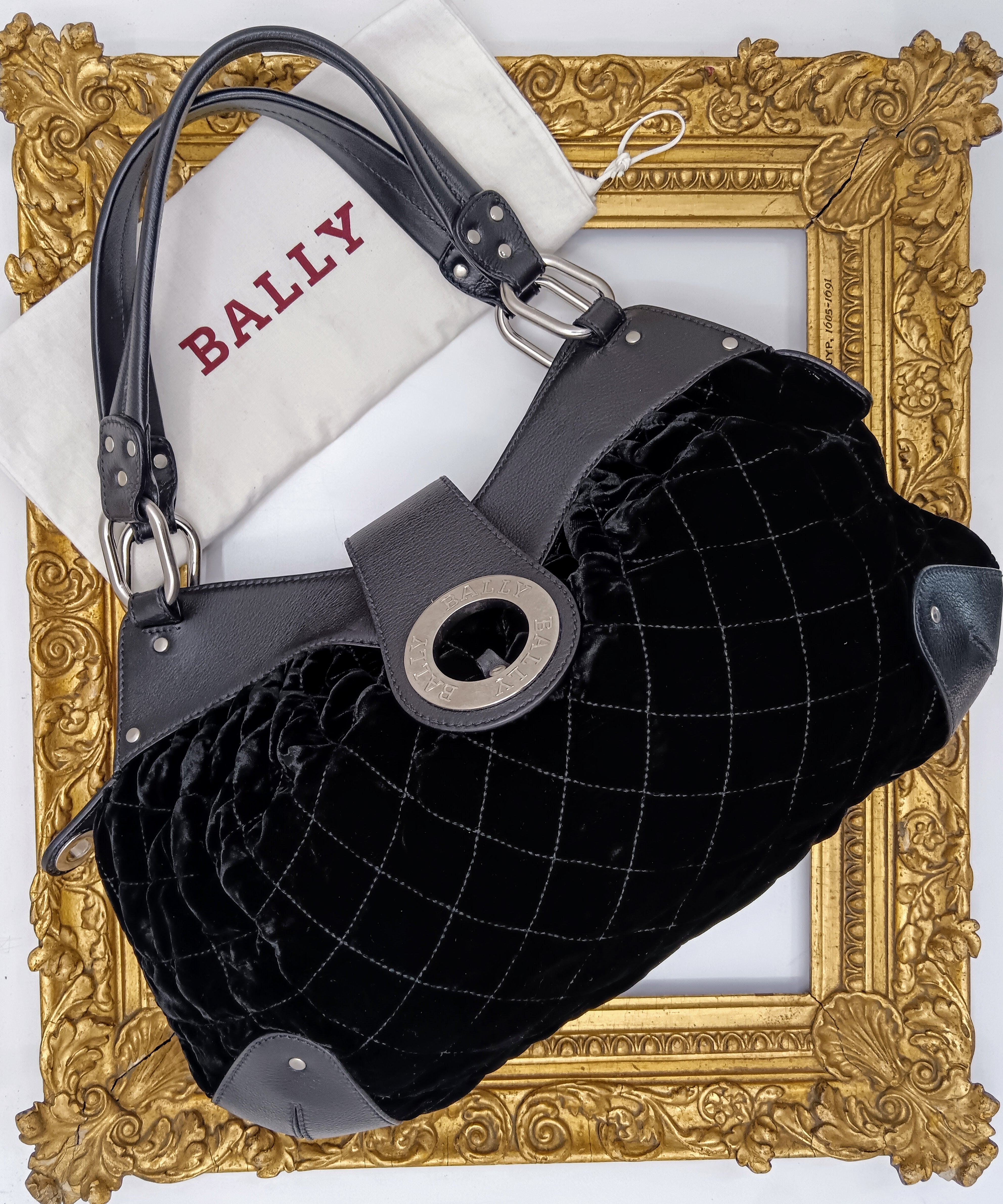 Bally – Borsa a Spalla in Pelle e Velluto Nero Pregiato