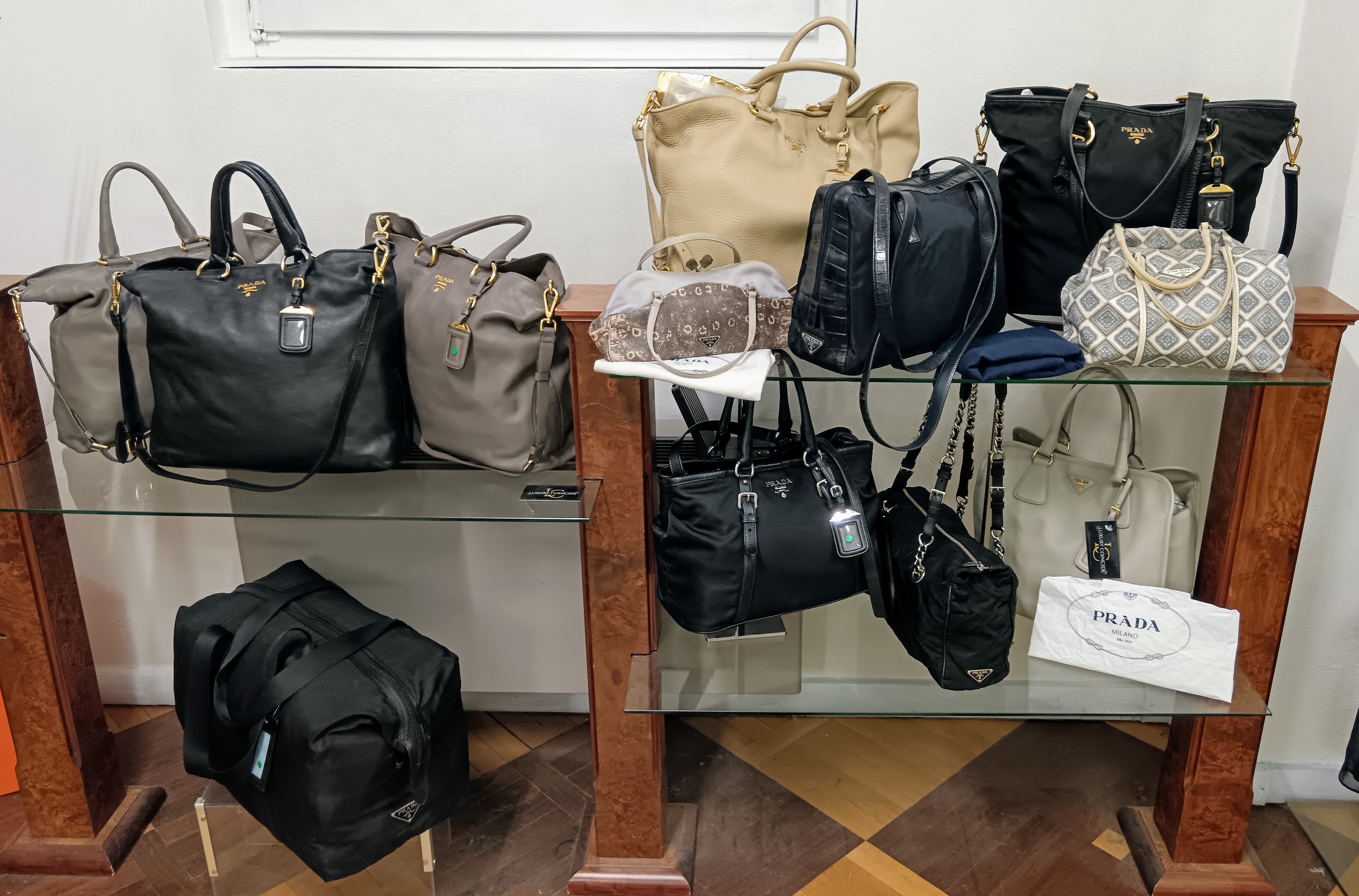 Prada – Shopper Re-Nylon e Pelle Nera Doppi Manici a Spalla con tracolla