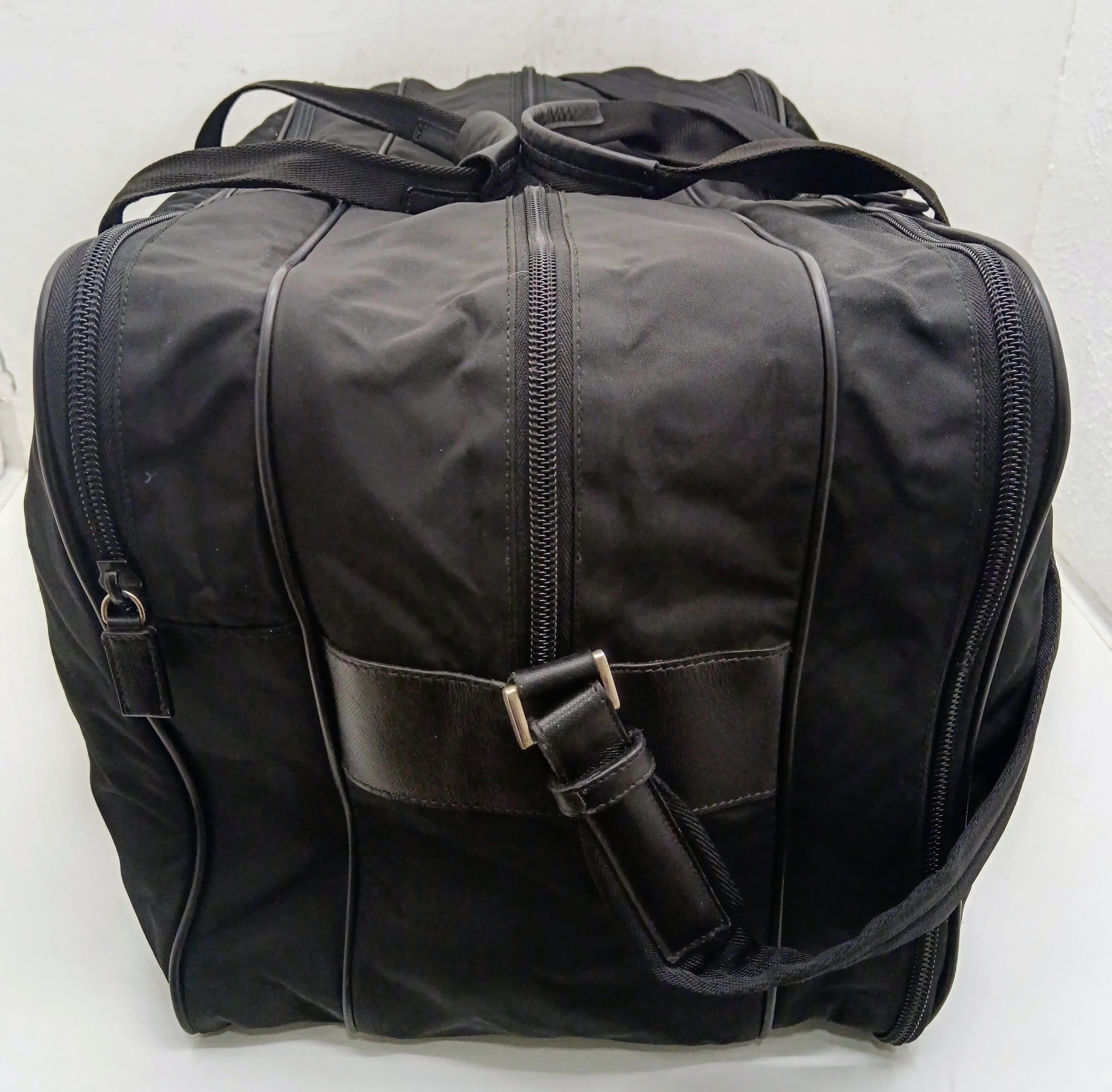 Prada - Borsone da Viaggio/Valigia a Tracolla 3 Scomparti Nylon Nero