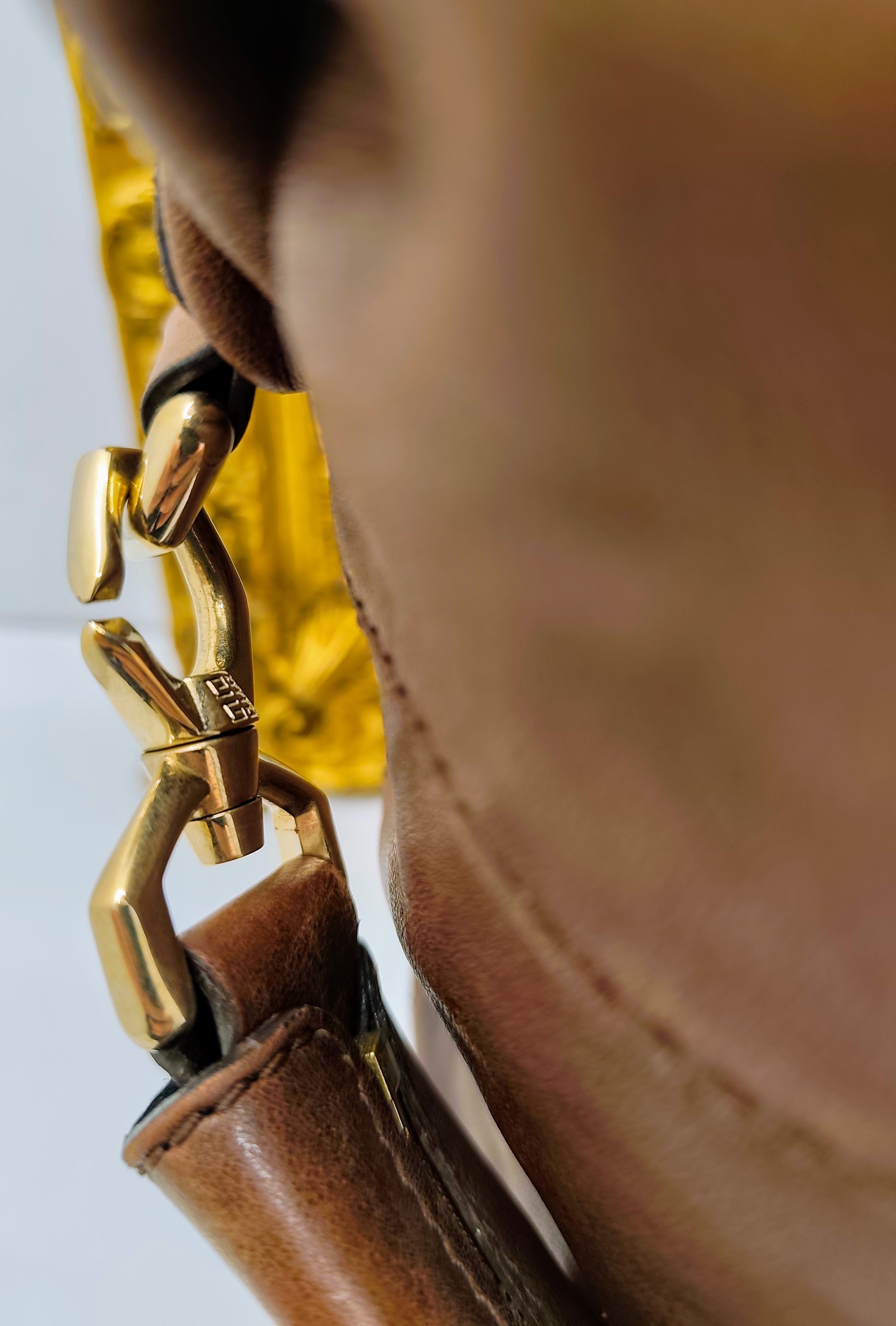 Givenchy – Borsa Shopper “Nightingale” in Pelle Nocciola