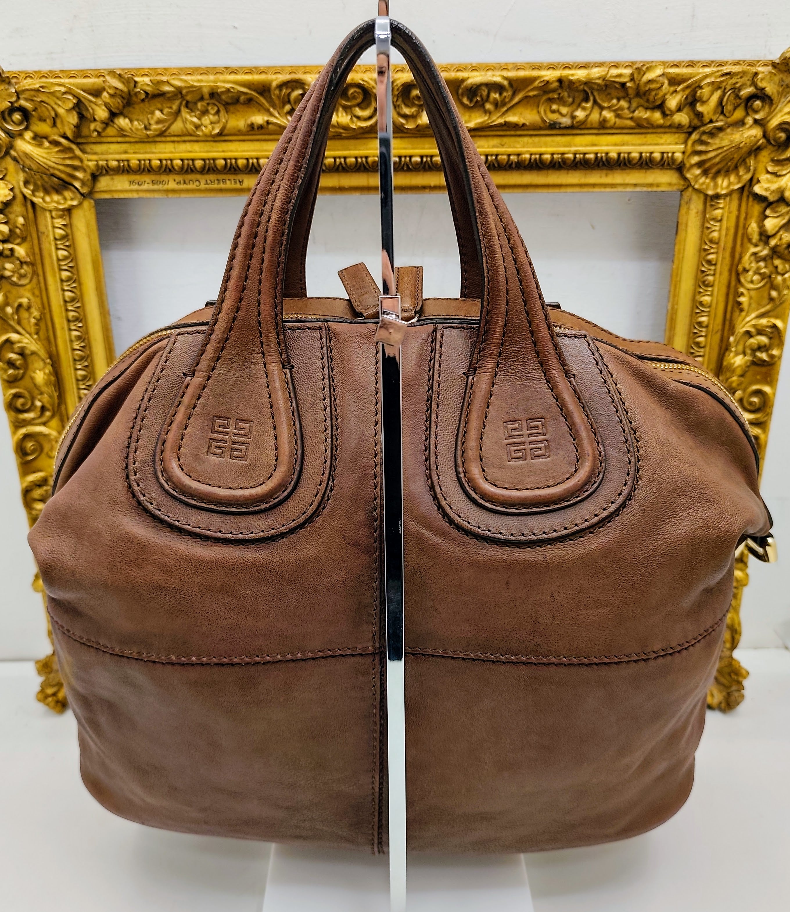 Givenchy – Borsa Shopper “Nightingale” in Pelle Nocciola