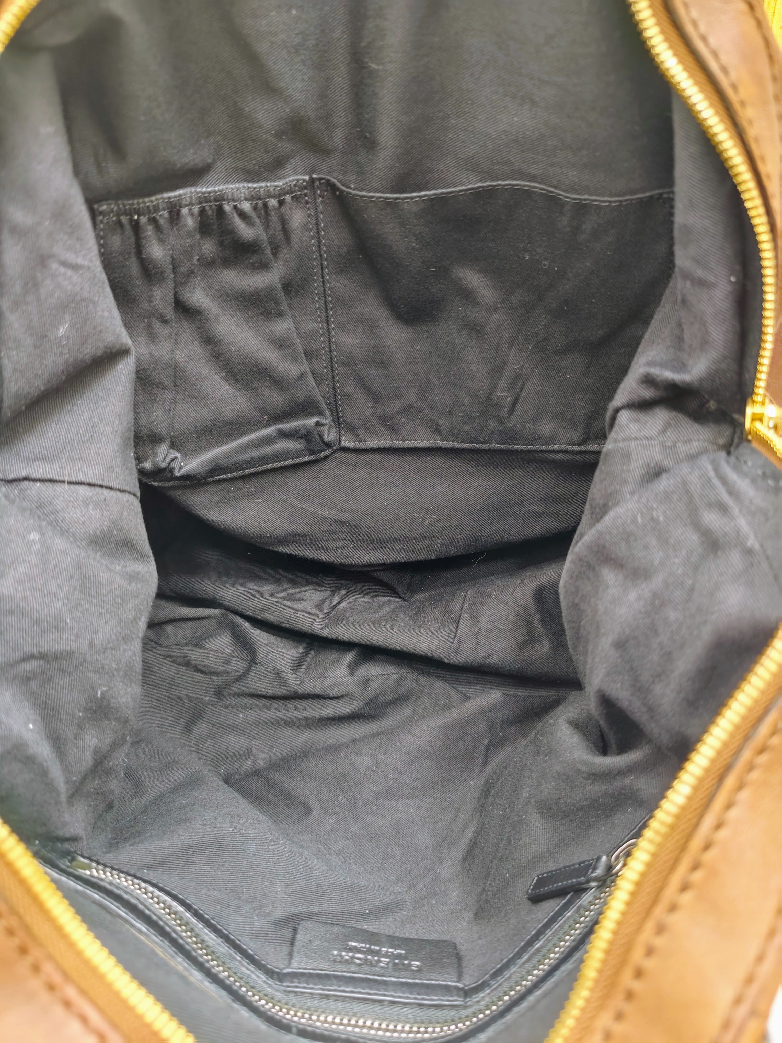 Givenchy – Borsa Shopper “Nightingale” in Pelle Nocciola