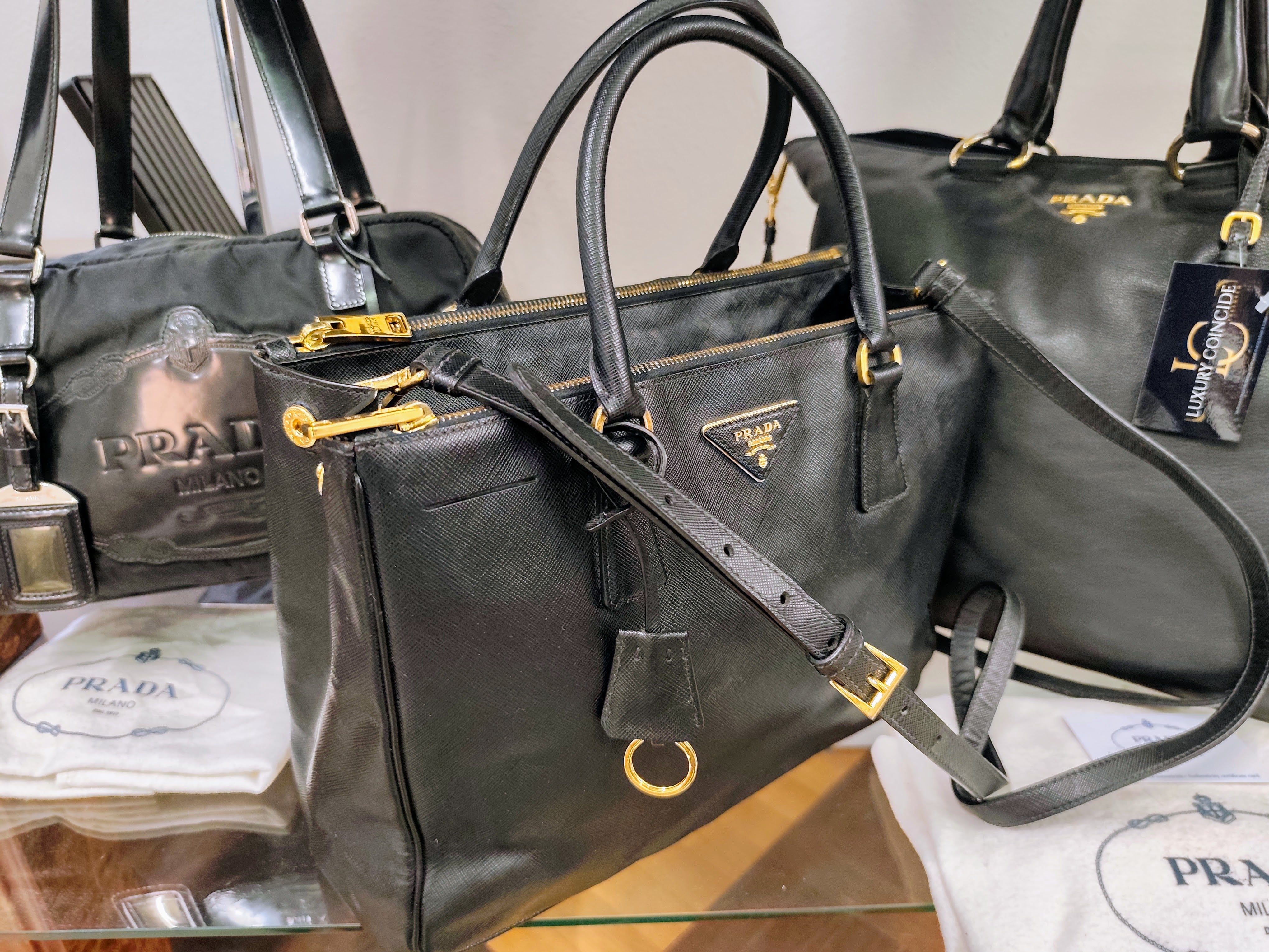 Prada – Galleria Grande Pelle Saffiano Nero