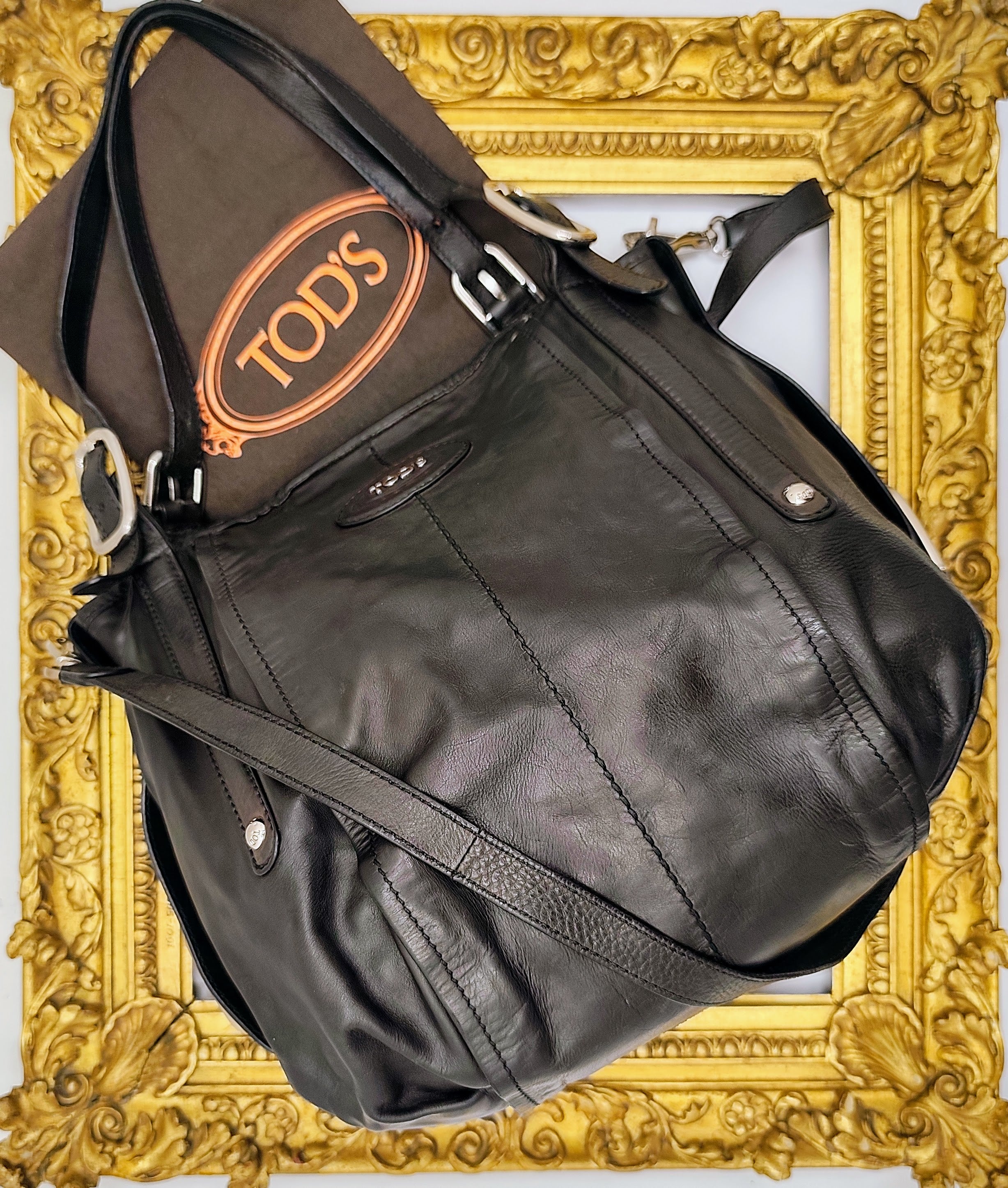 Tod’s – “D-Bag” Secchiello Pelle Nera con Tracolla