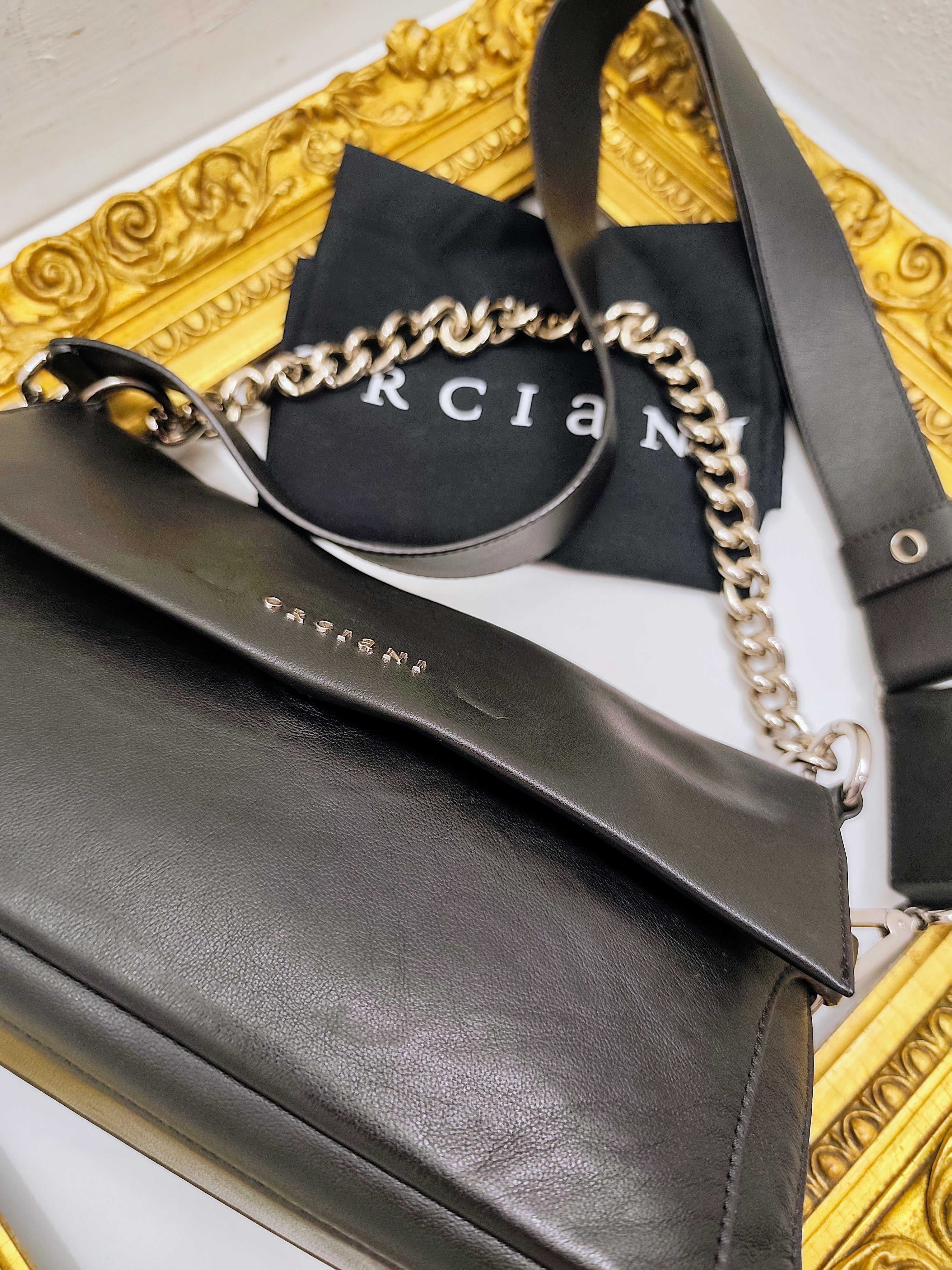 Orciani – Missy Longuette Soft Borsa a Spalla Pelle Nera con Catena e Tracolla