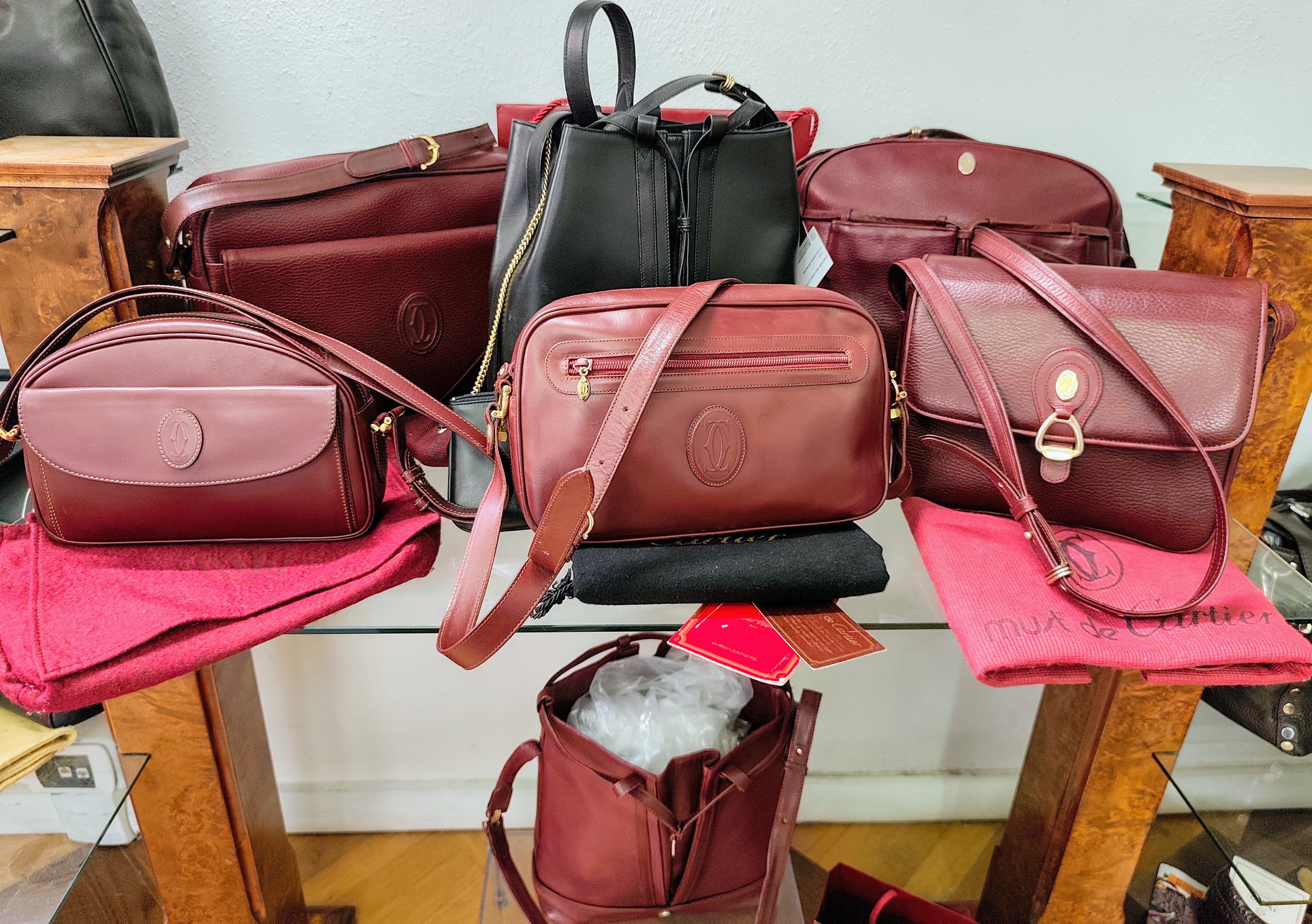 Cartier - Camera Bag a Tracolla con Charm in Pelle Vintage