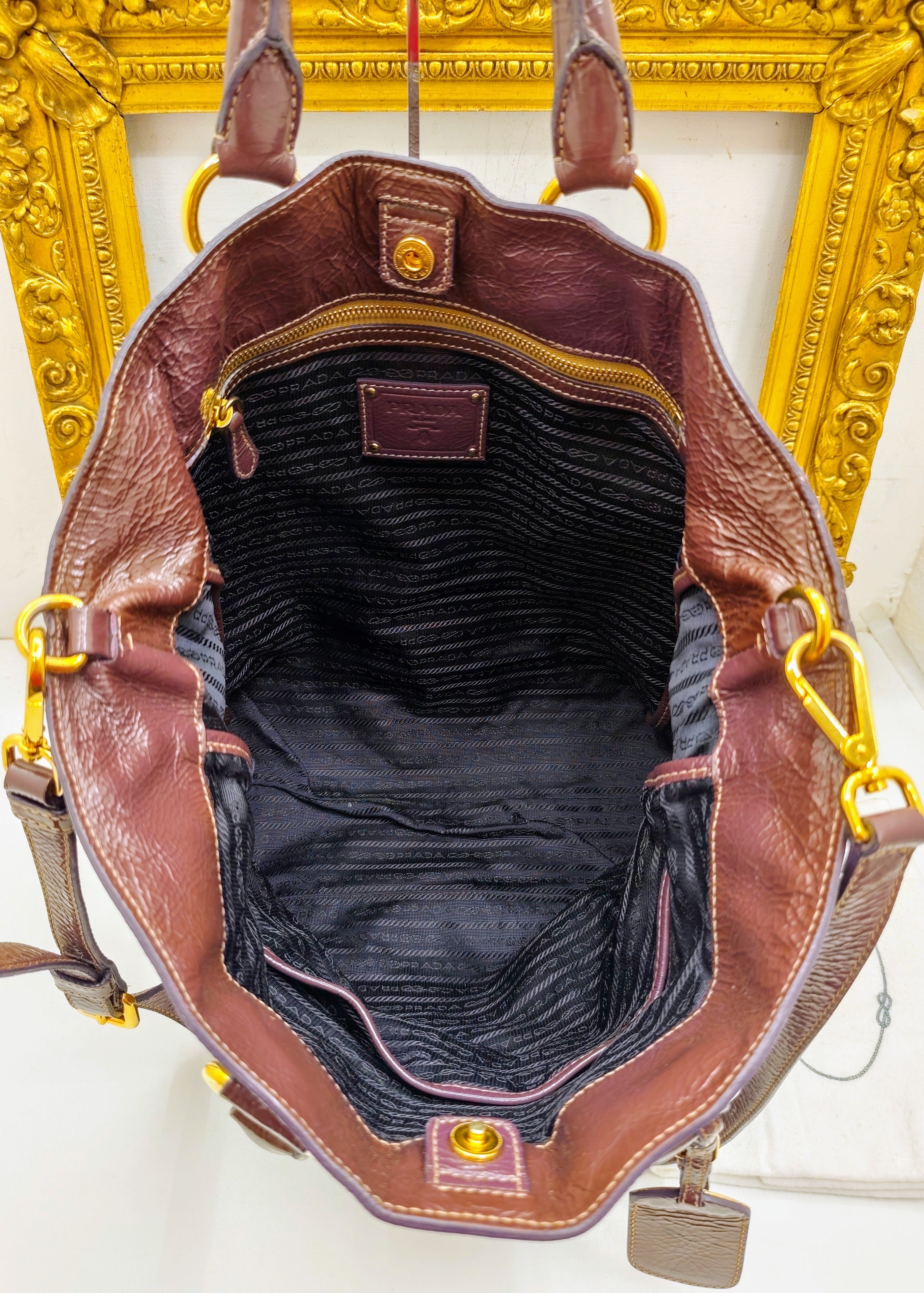 Prada – Shopper in Pelle Vernice Effetto Stropicciato