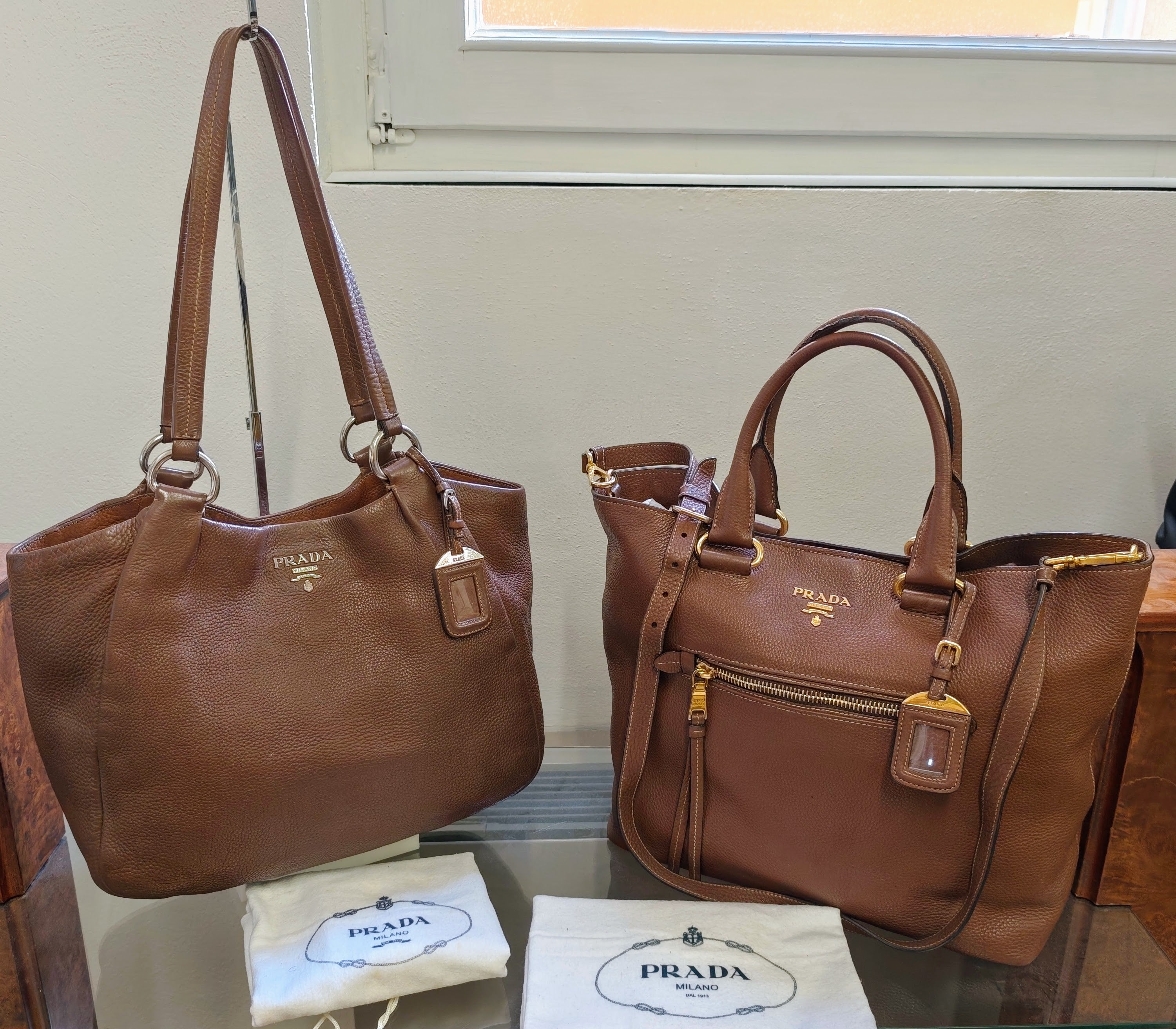 Prada - Borsa Shopping Spalla in Pelle Martellata Marrone