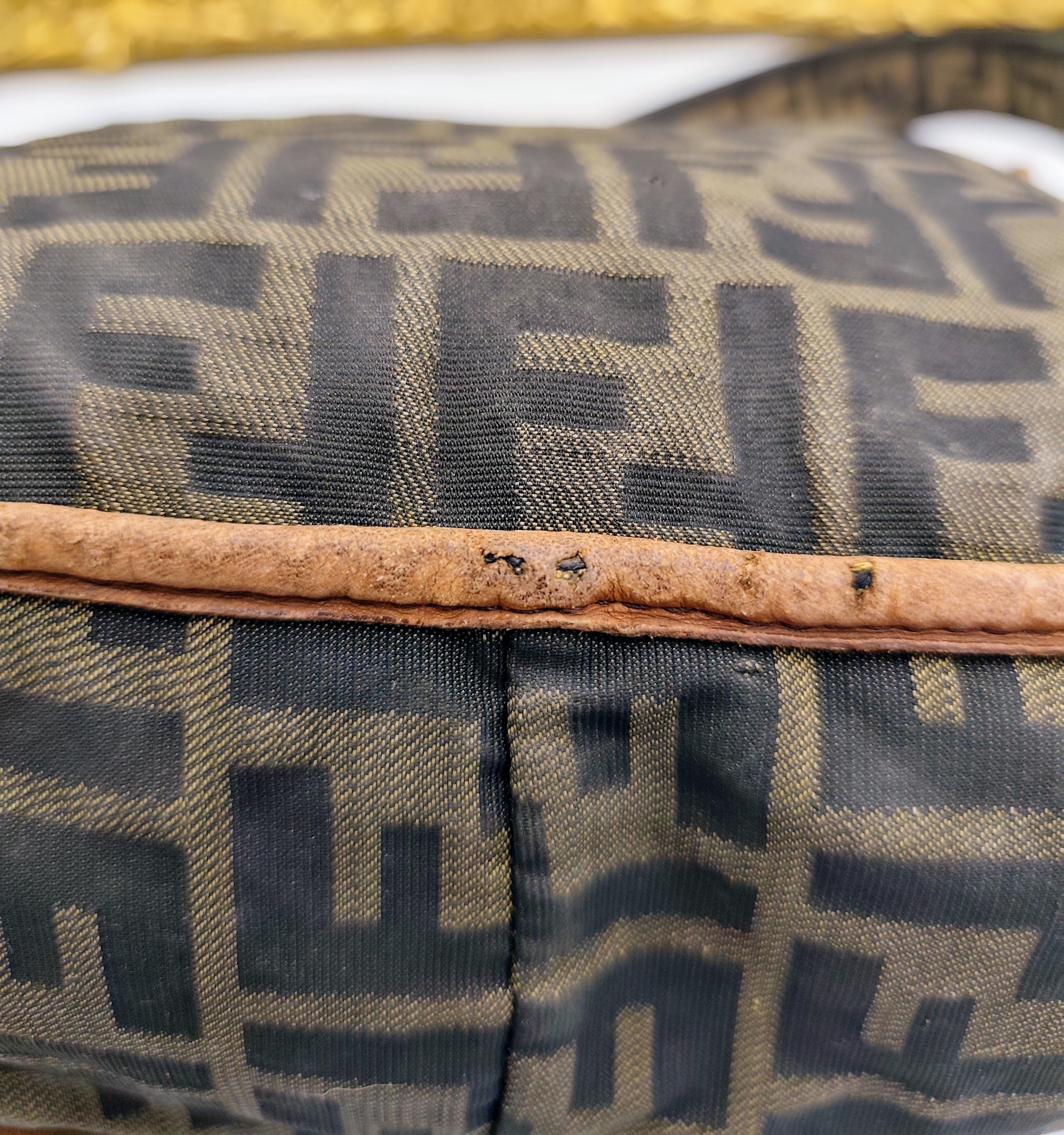 Fendi – Camera Bag Postina in Tessuto Zucca Marrone Vintage