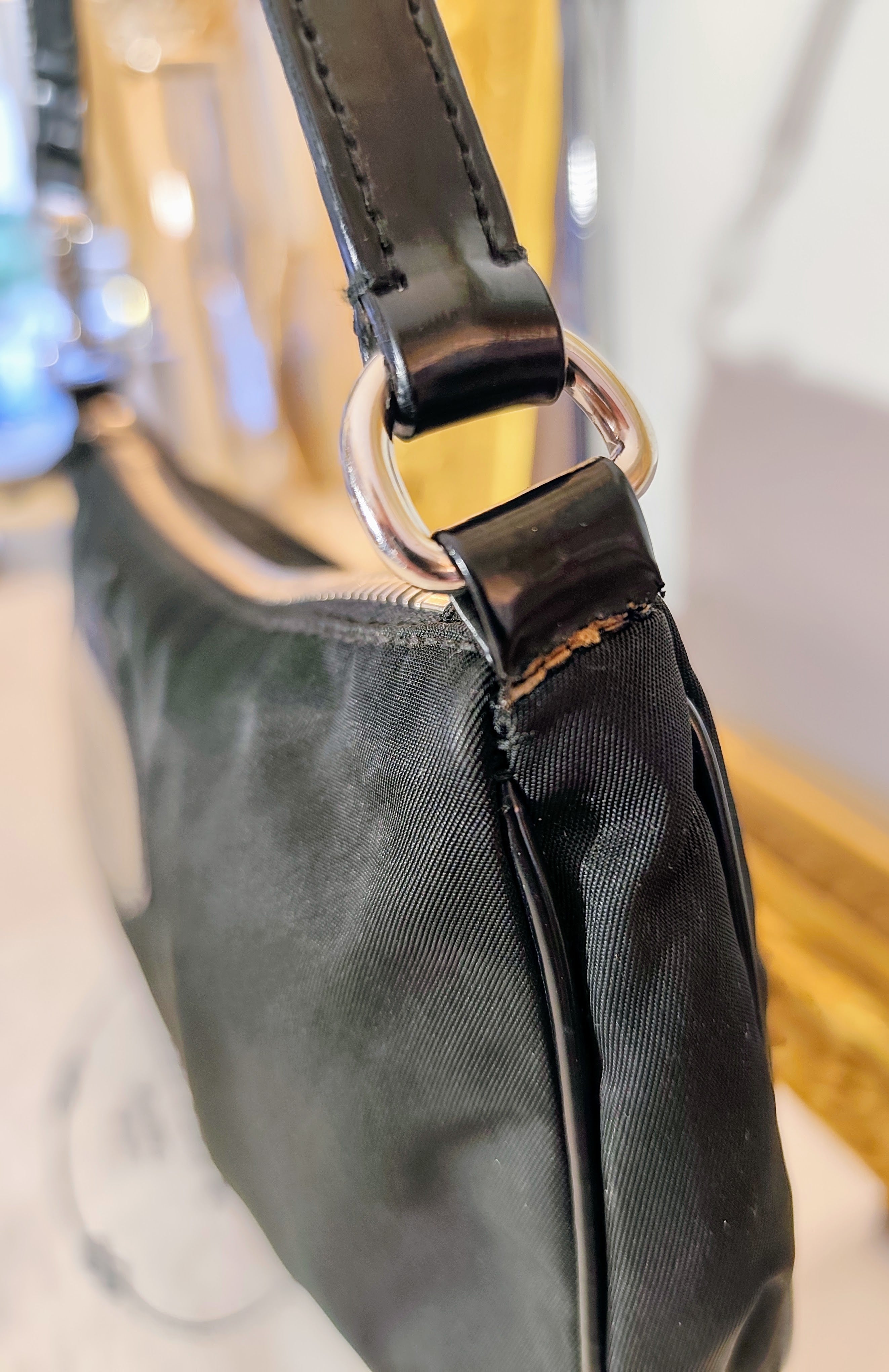 Prada – Mini Borsa a Spalla in Re-Nylon Nero Logo Jacquard