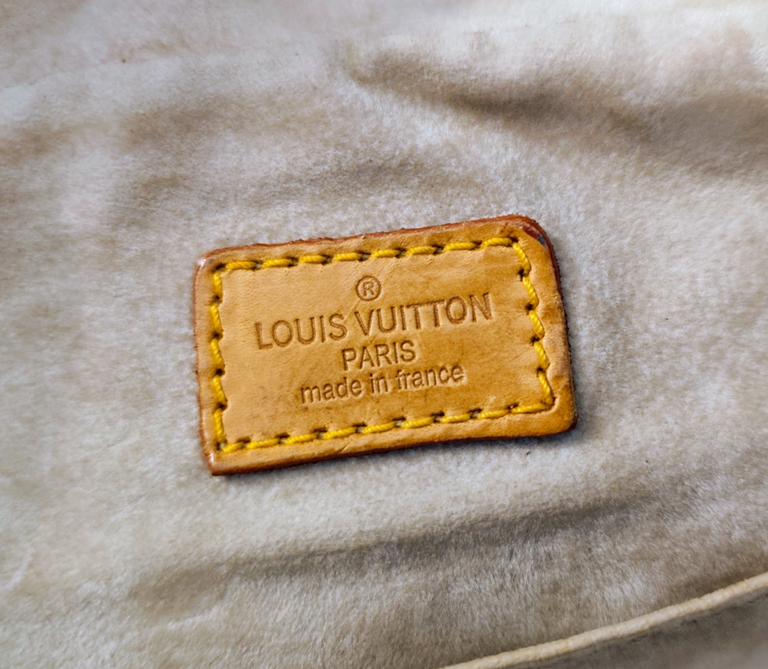 Louis Vuitton – Manhattan Tote Bag Monogram