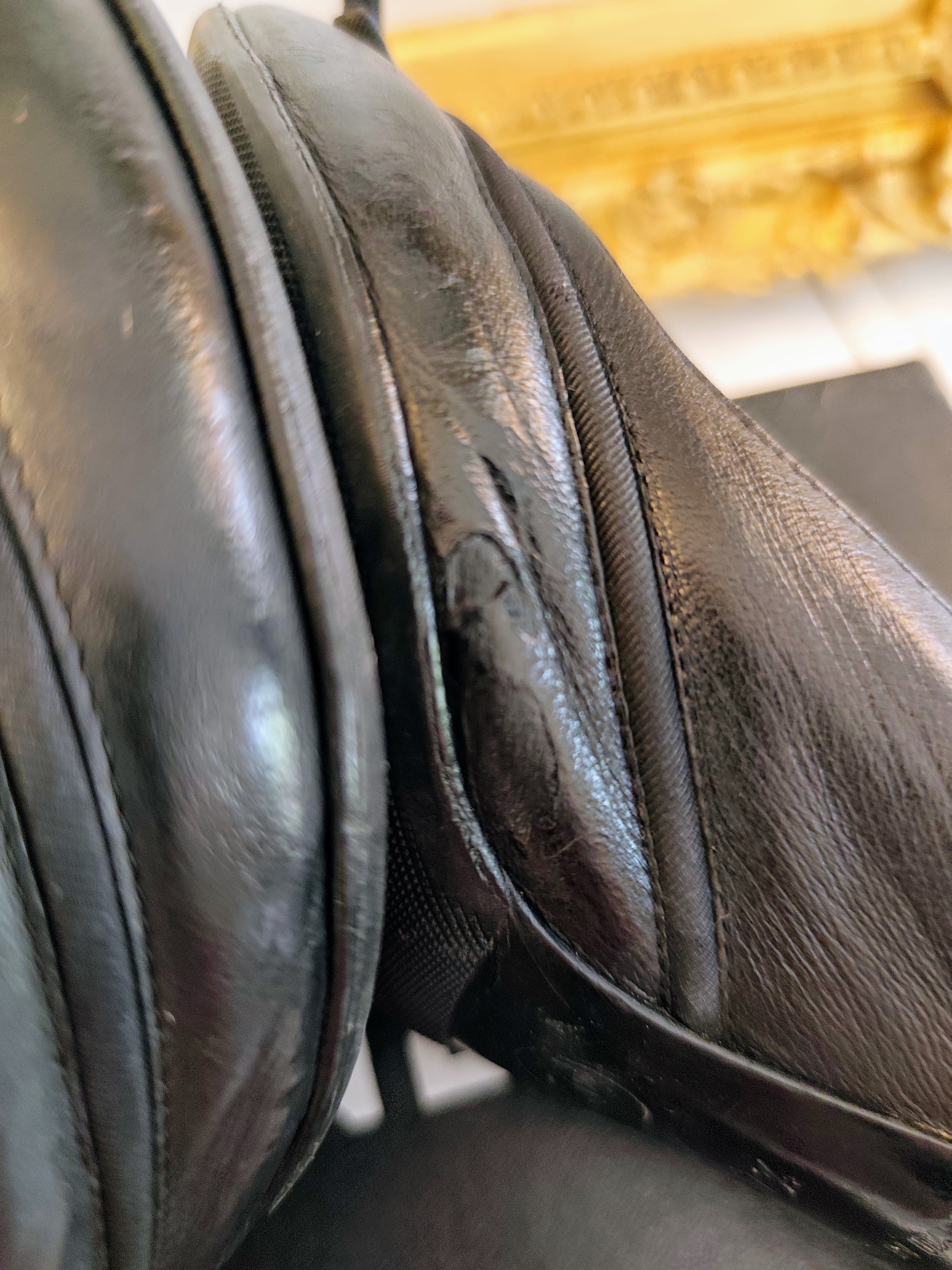 Chanel – Slingback Décolleté in Pelle Nera con Tacco