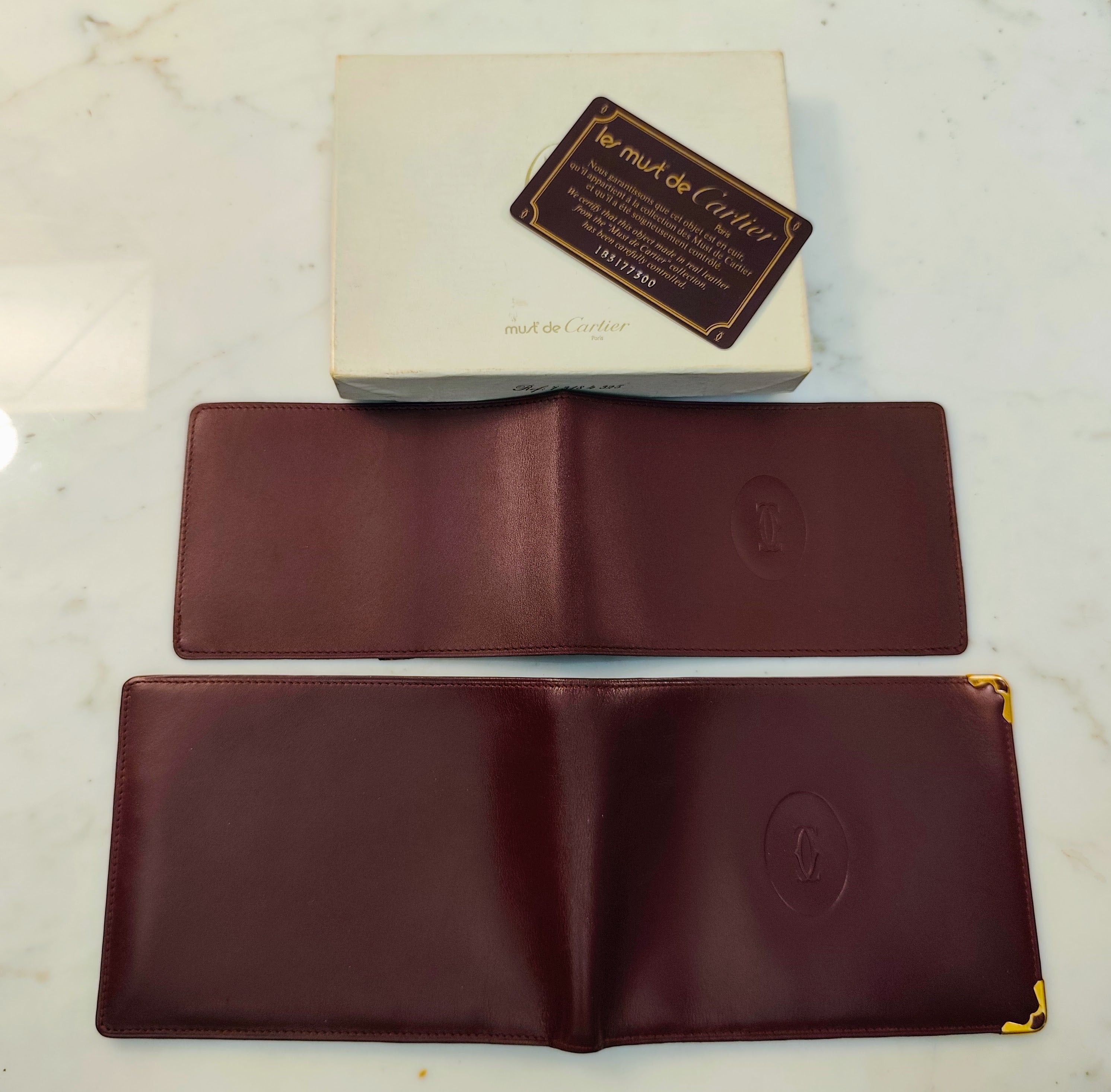 Cartier – Portafoglio in Pelle Bordeaux con Porta Assegni Staccabile