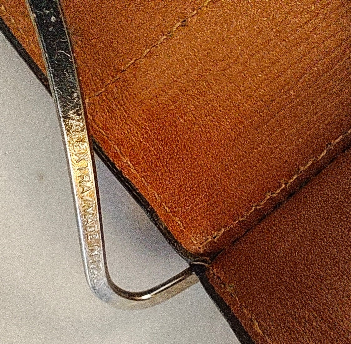 Valextra – Fermasoldi “Grip Spring" Portamonete e Carte Pelle