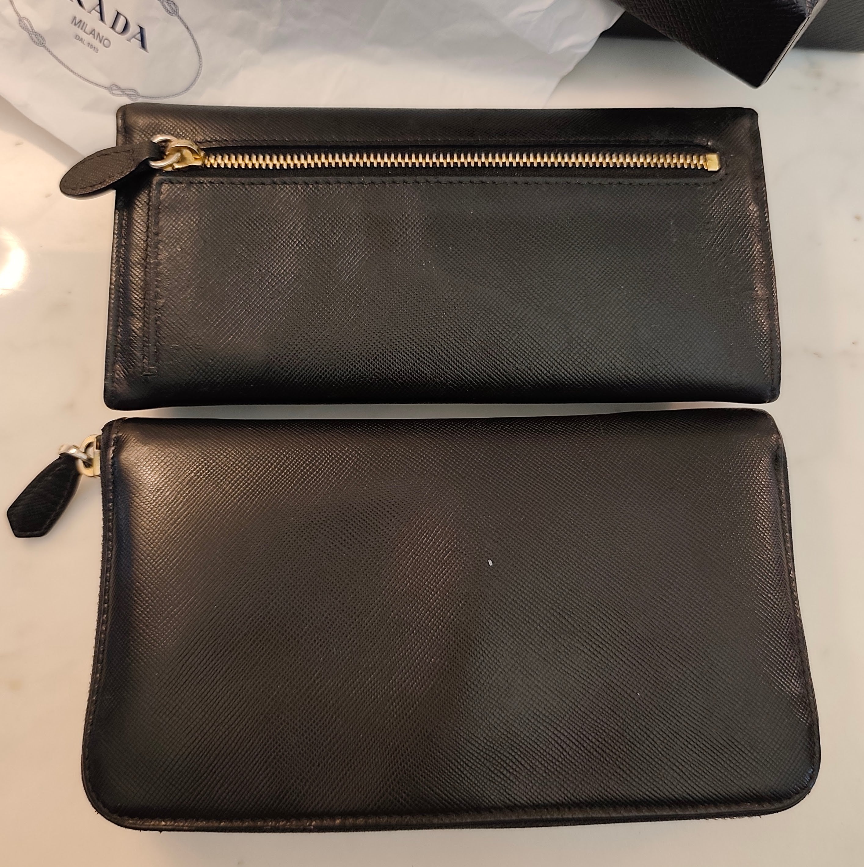Prada - Portafoglio Grande Pelle Saffiano Nera Logo Lettering