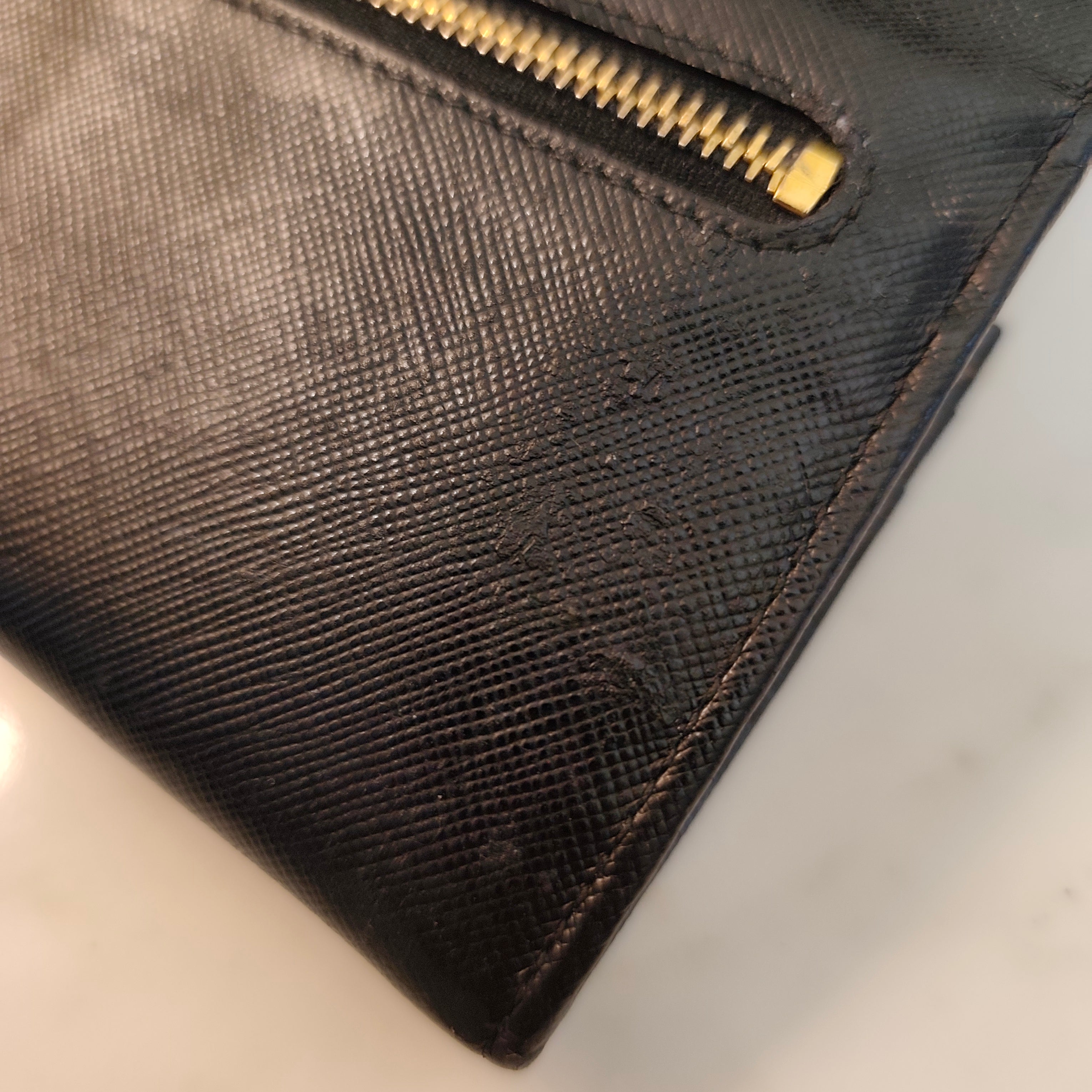 Prada - Portafoglio Grande Pelle Saffiano Nera Logo Lettering