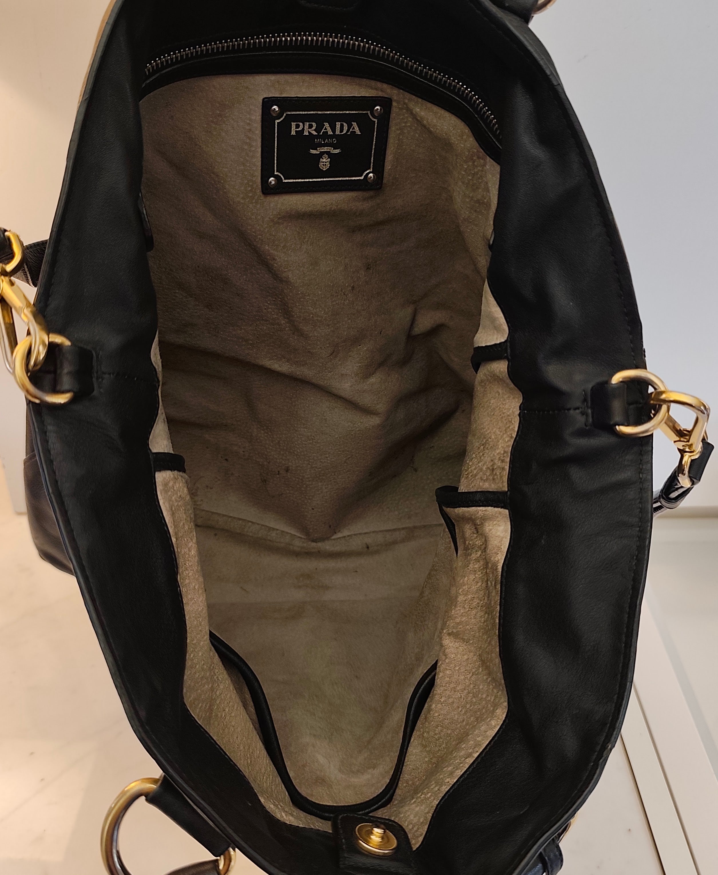 PRADA - Shopper Tote Bag in Pelle Spazzolata Nera