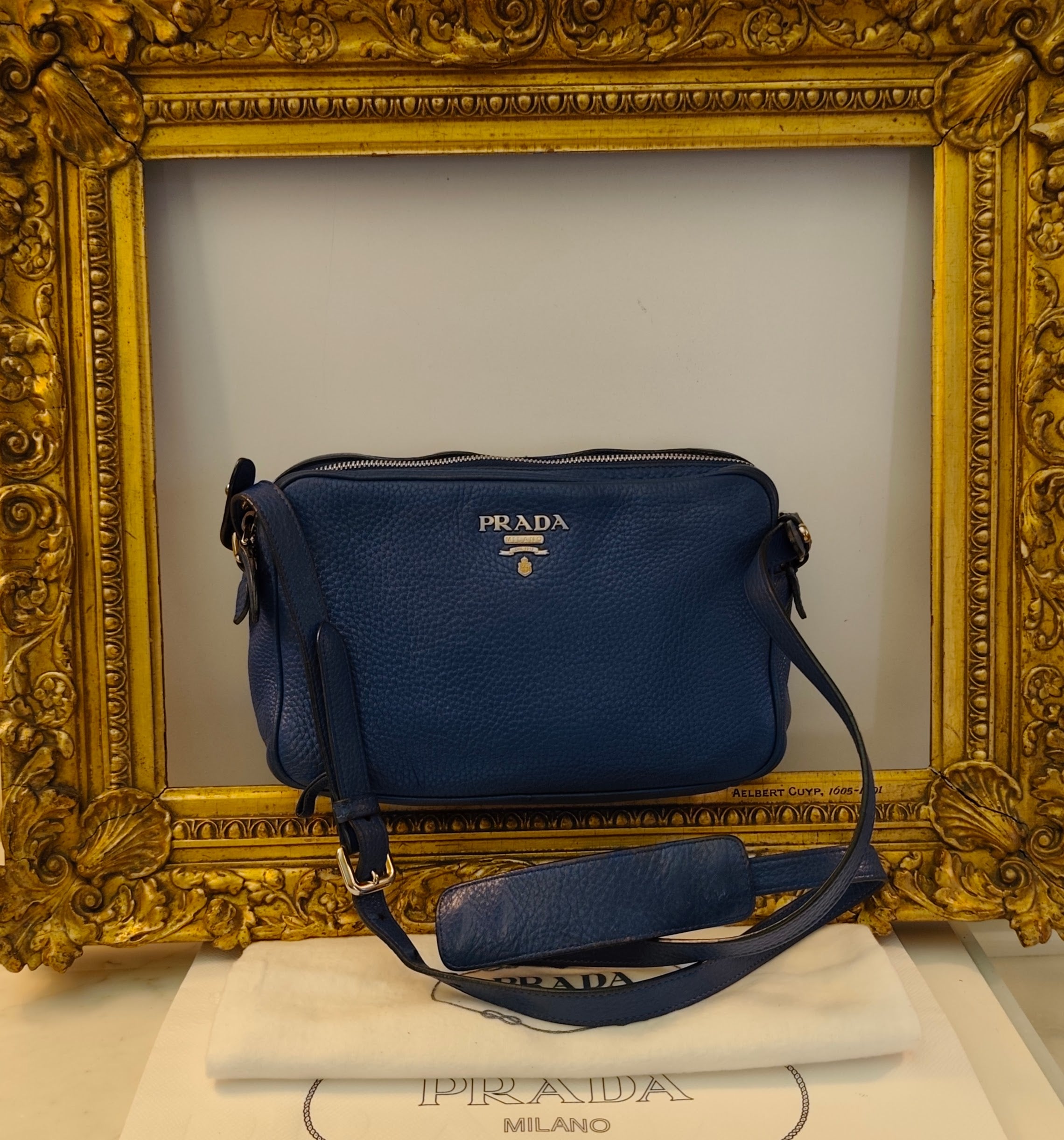 Prada - Camera Bag Postina Doppia in Pelle Blu Royal