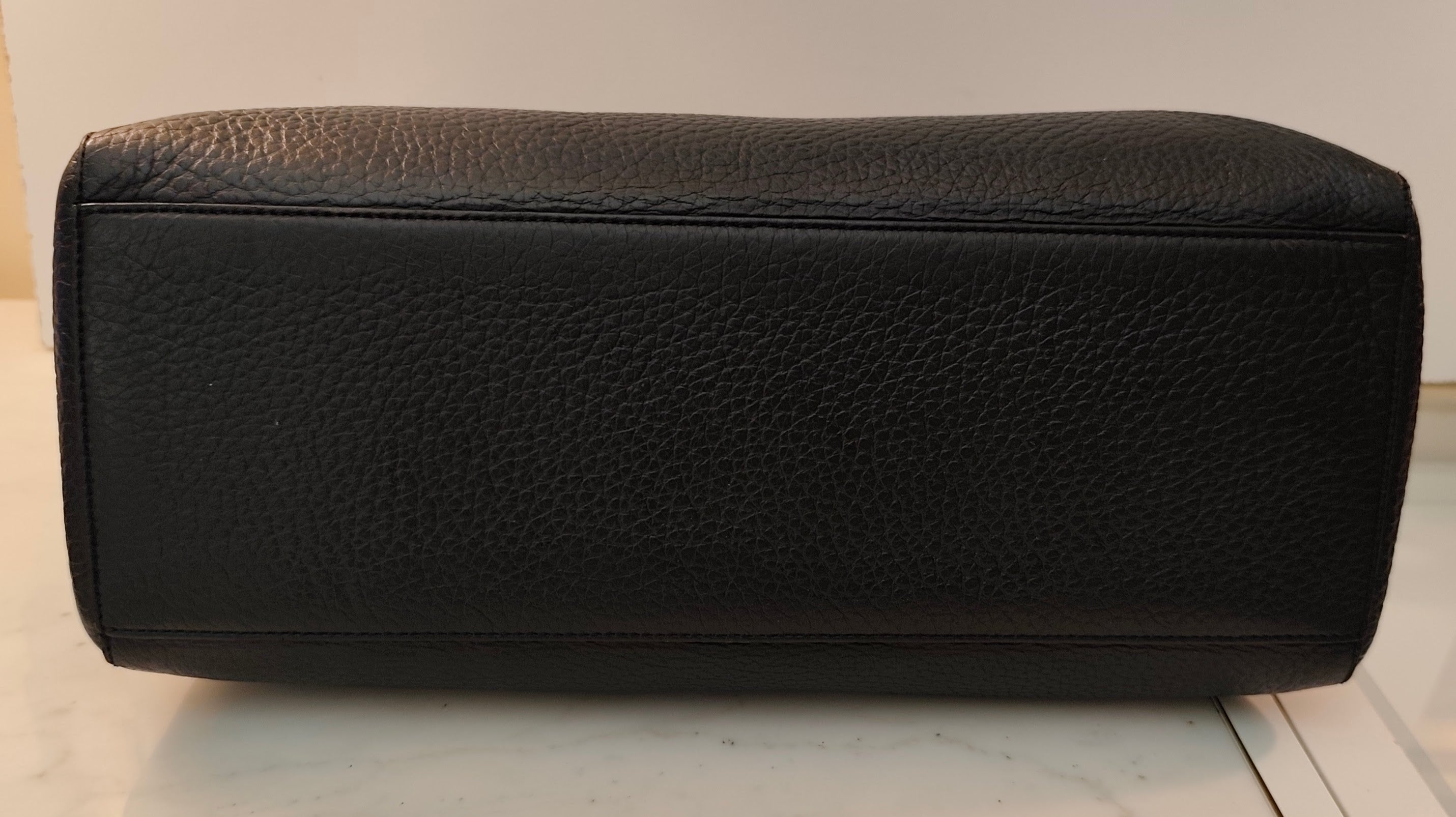 Orciani – Sveva Soft Grande Pelle Martellata Nera