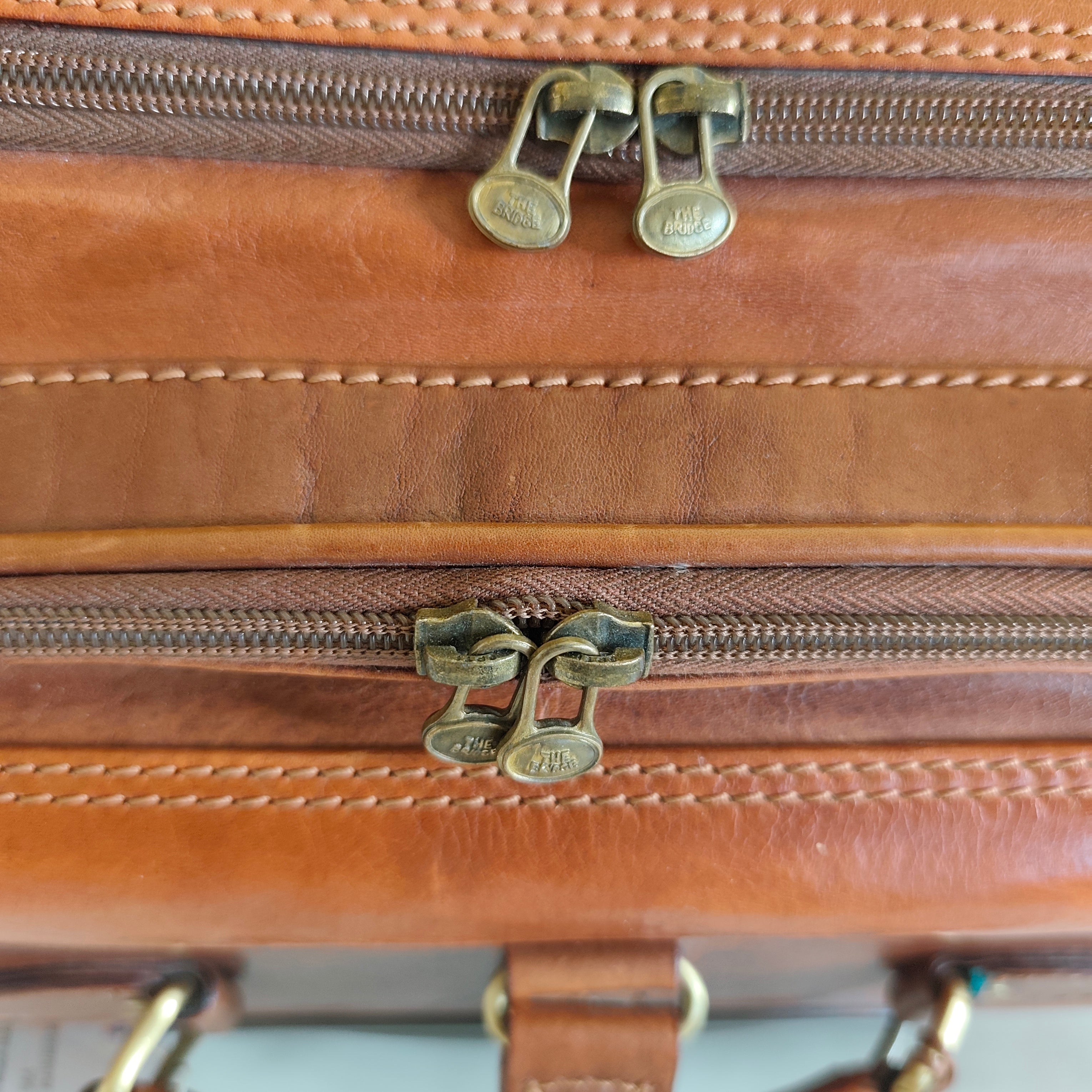 The Bridge - Trolley Valigia Rigida in Pelle Linea Story Doppia Portabilità