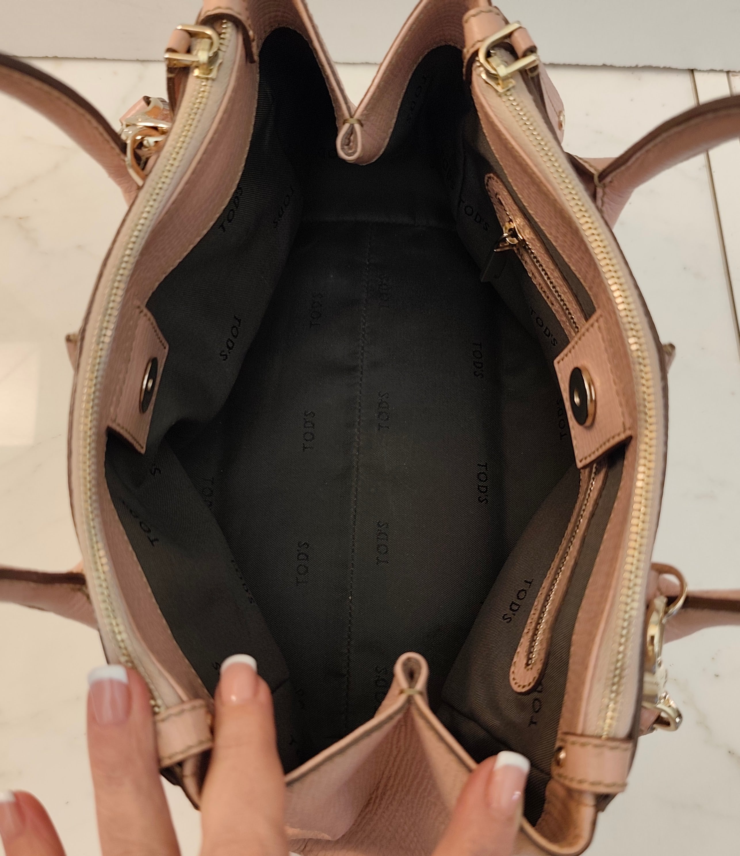 Tod's - “D-Styling Bag” – Borsa Tote a Spalla con Tracolla in Pelle