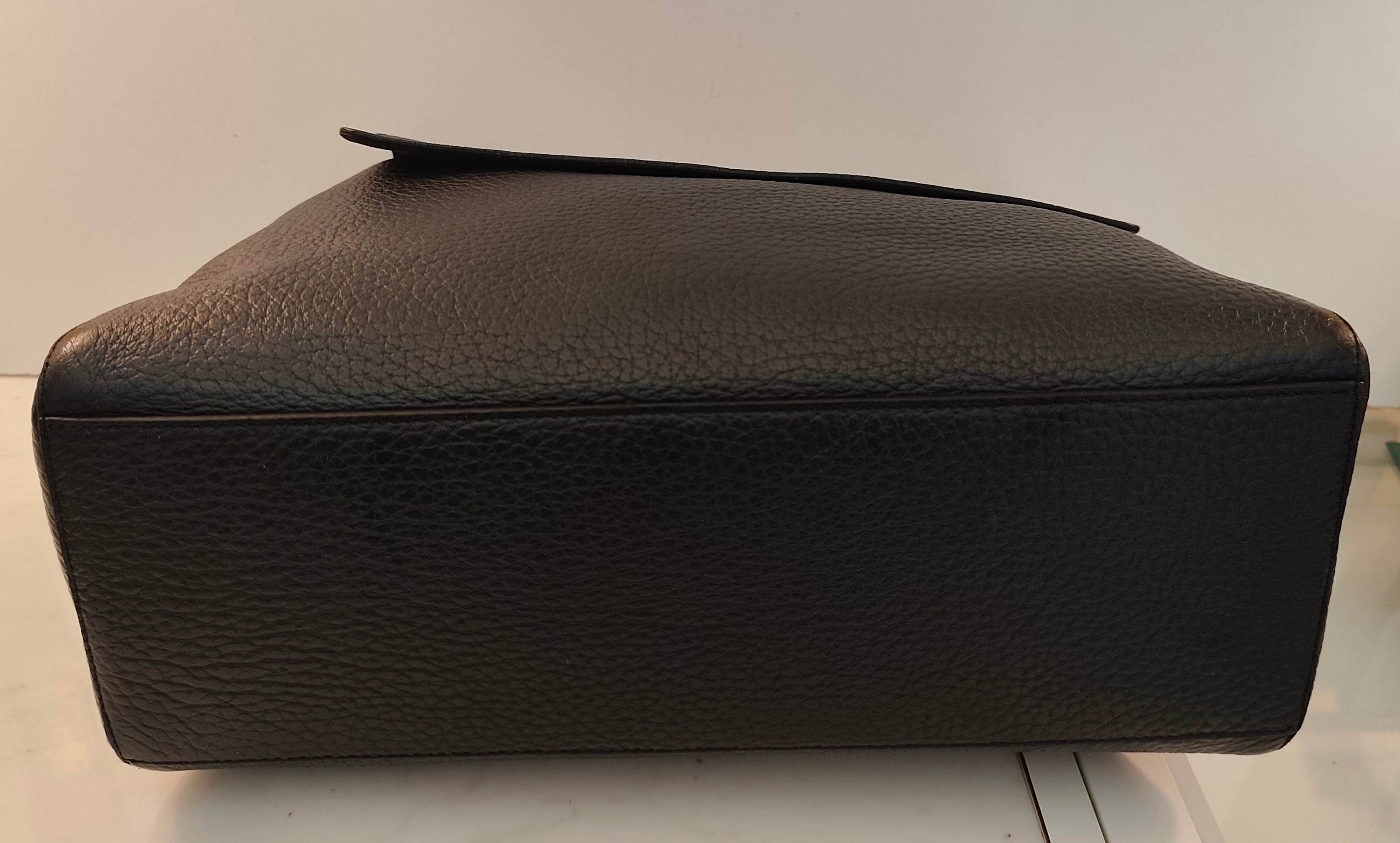 ORCIANI - BORSA SVEVA SOFT GRANDE IN PELLE MARTELLATA NERA