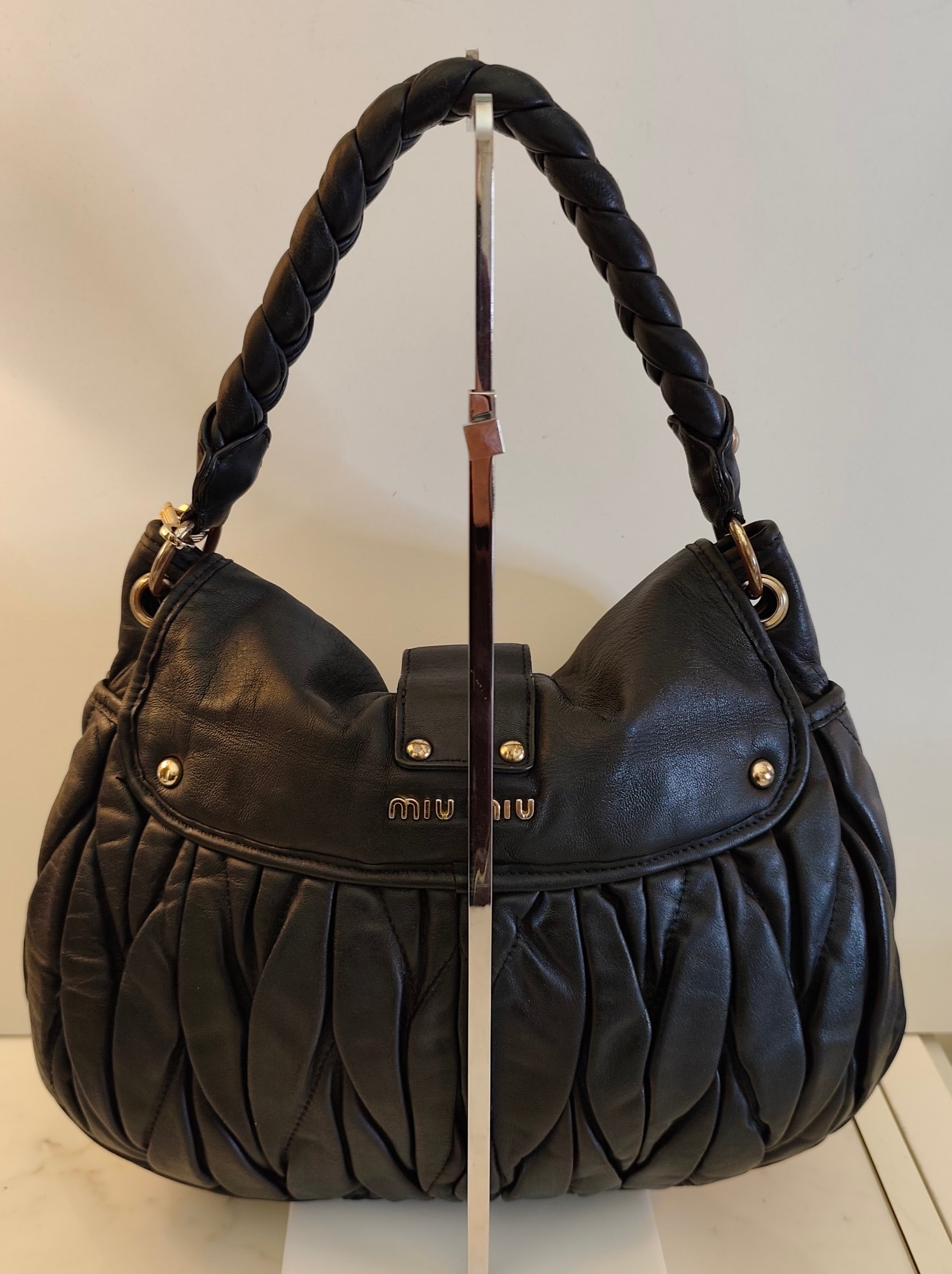 Miu Miu - Coffer Bag - Borsa spalla pelle nera matelassè