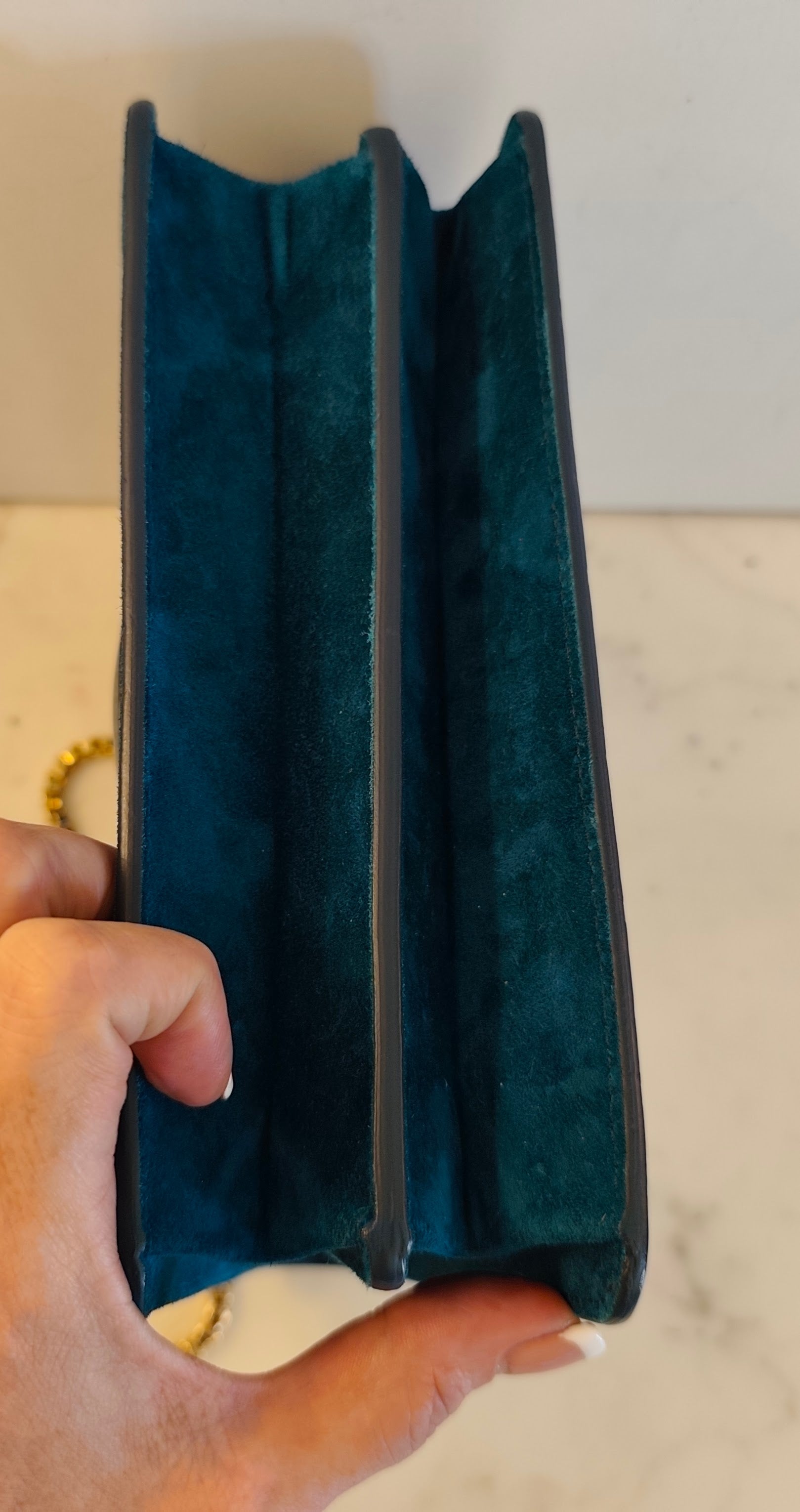 Salvatore Ferragamo – Borsetta “Thalia” in Pelle e Camoscio Ottanio